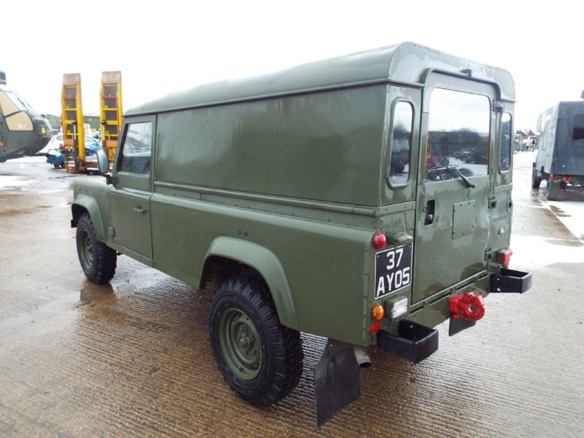 Land Rover Defender 110 300Tdi Hard Top - Image 5 of 23