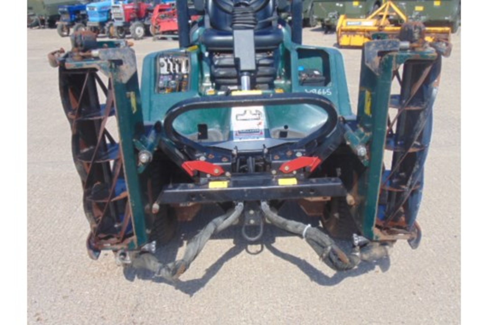 Hayter LT322 Triple Gang Ride on Mower - Image 10 of 22