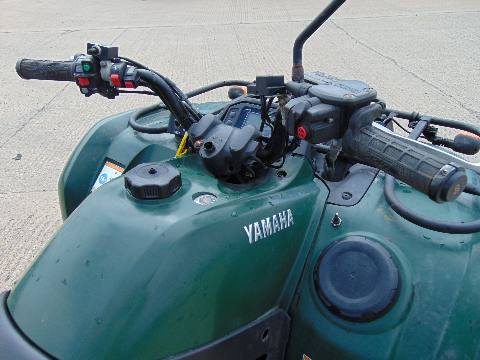 2014 Yamaha Grizzly 4x4 Quad Bike - Image 9 of 17