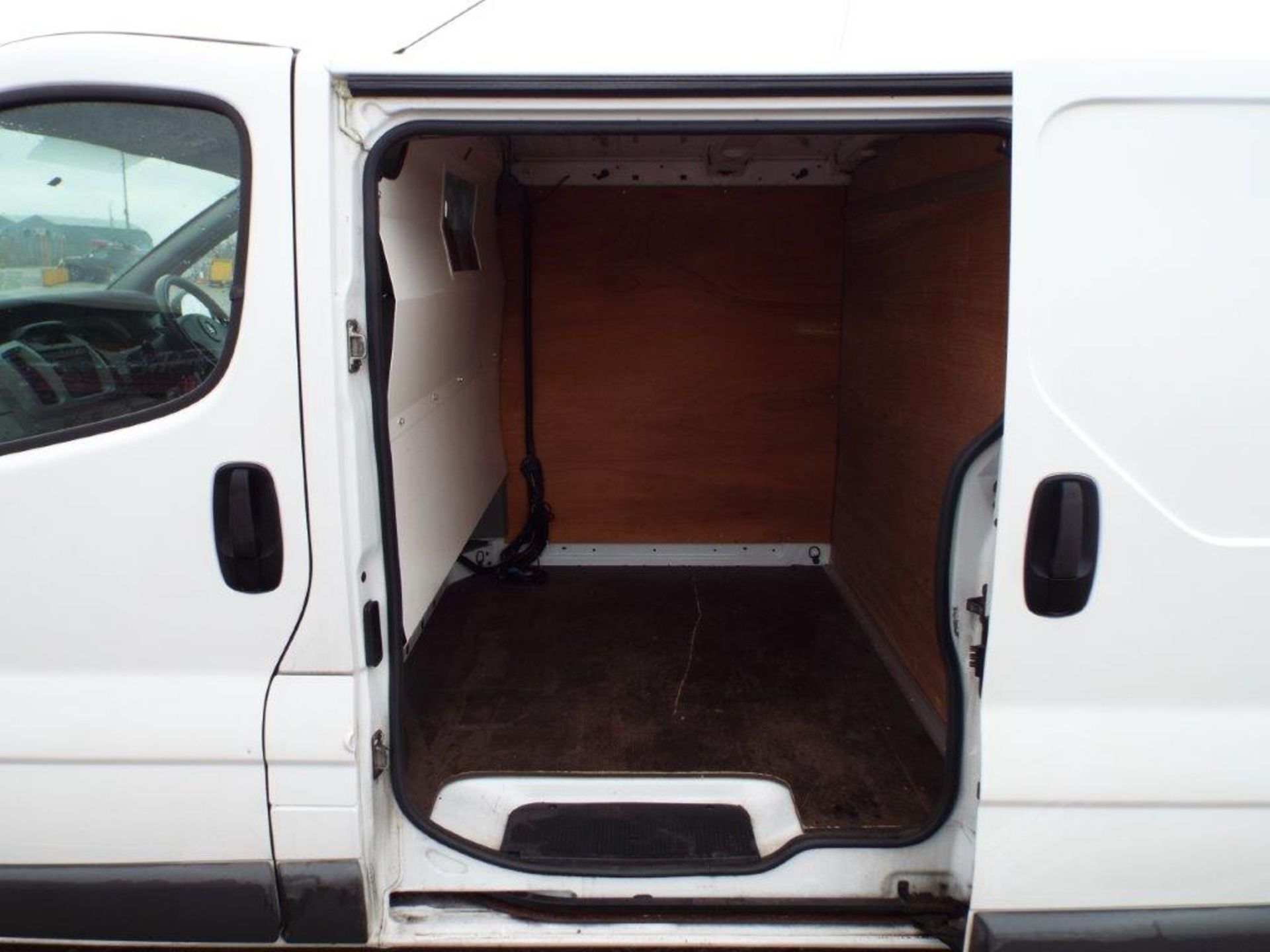Vauxhall Vivaro 2900 CDTI SWB Panel Van - Image 15 of 23