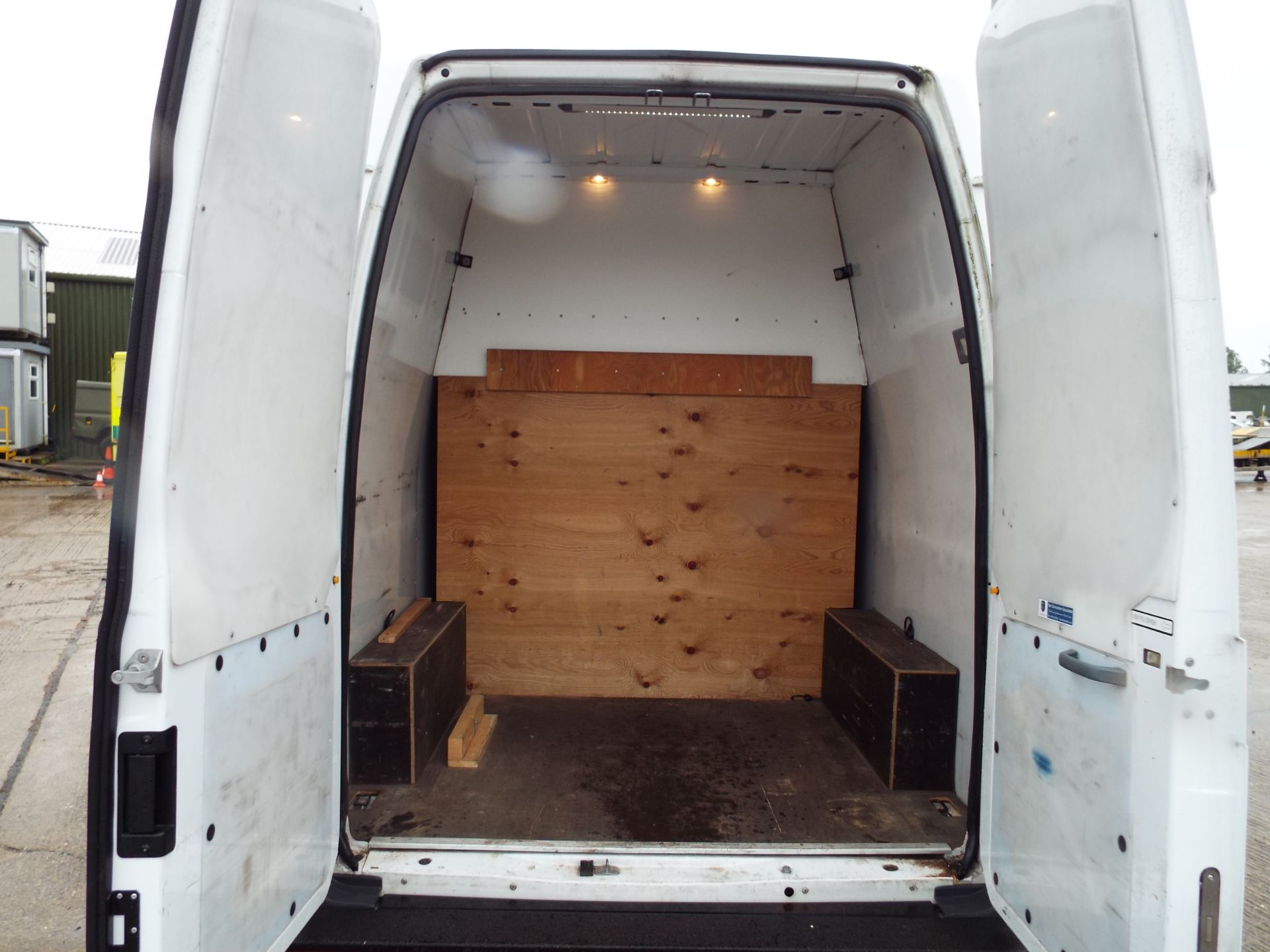 Ford Transit 110 T330 High Roof Panel Van - Image 16 of 22