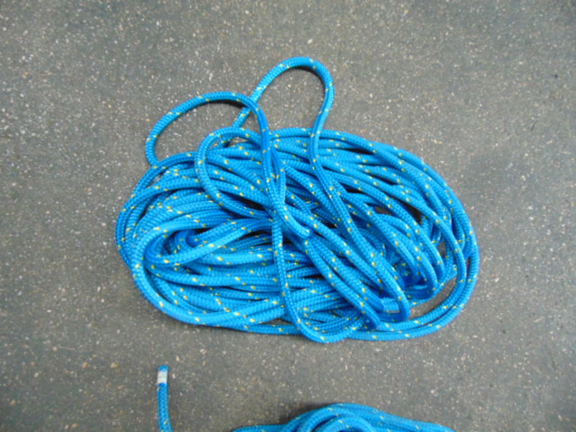 Qty 2 x Climbing Ropes - Image 2 of 4