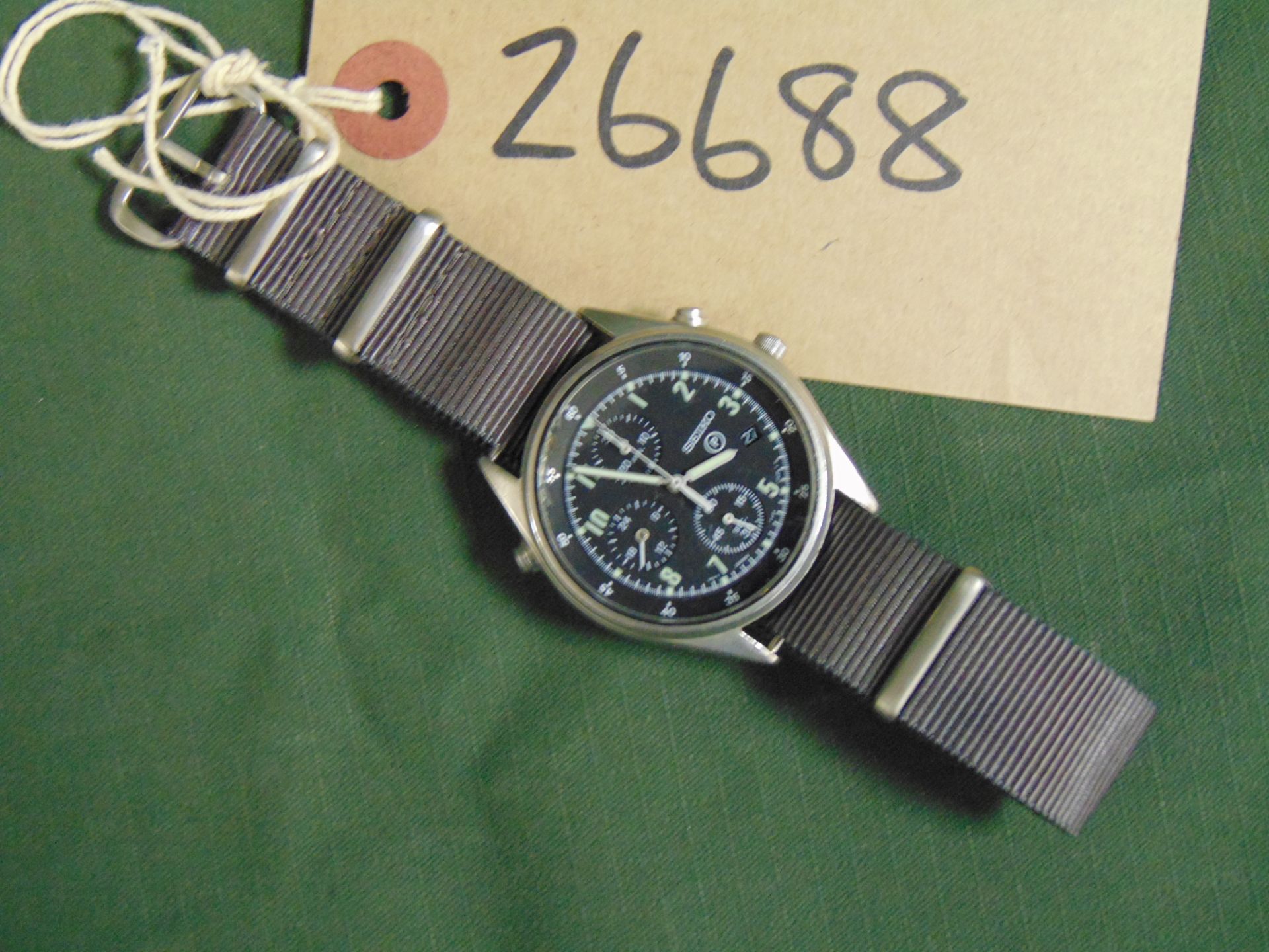 You are bidding on a Seiko Gen 2 Pilots Chrono Date 1995