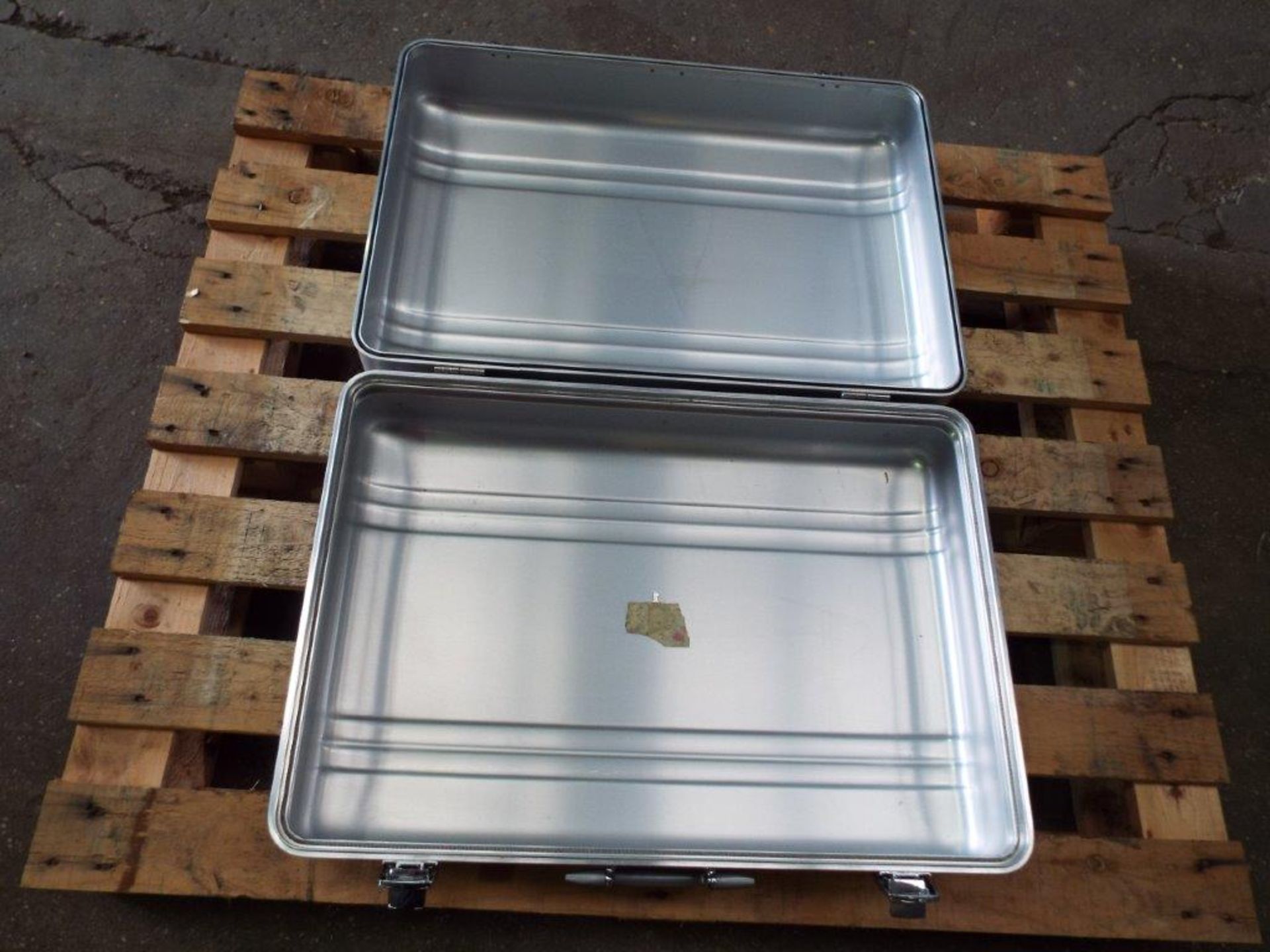 Heavy Duty Aluminium Carry Case - Image 5 of 6