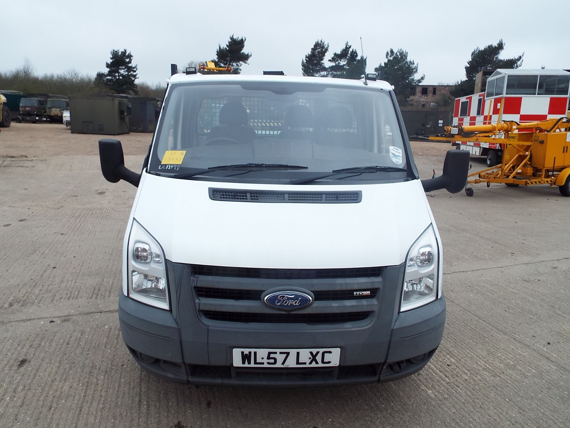 Ford Transit 115 T350M Flat Bed Tipper - Image 2 of 23