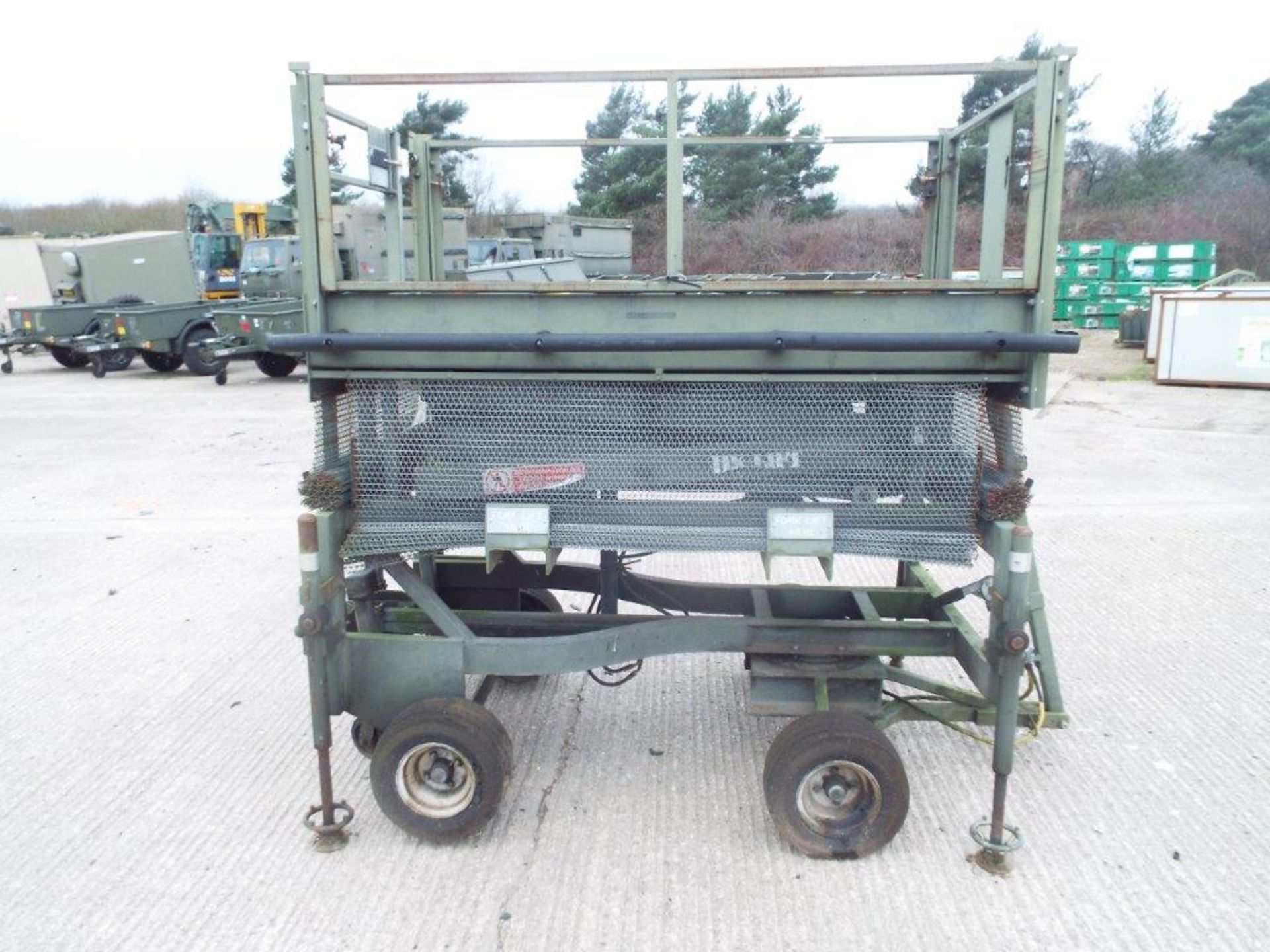 UK Lift 4m Mobile Hydraulic Work Platform - Bild 8 aus 15