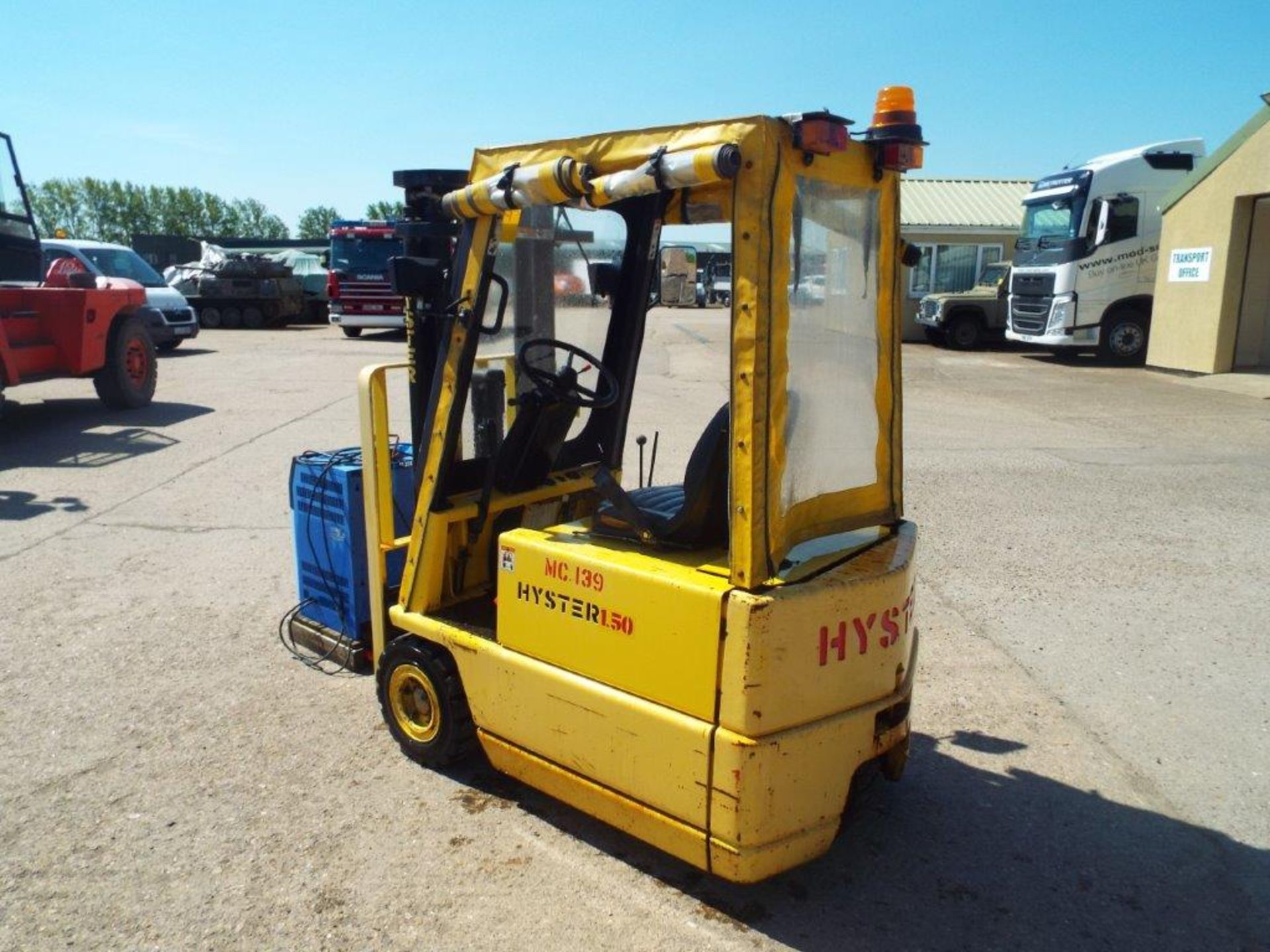 Hyster A1.50XL Electric Forklift - Image 5 of 20