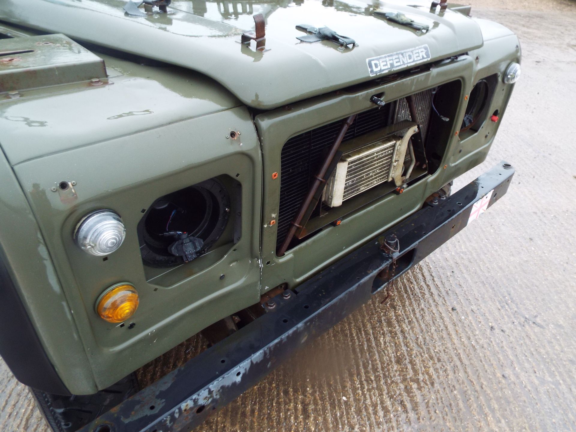 Military Specification Land Rover Wolf 90 Soft Top - Image 23 of 24