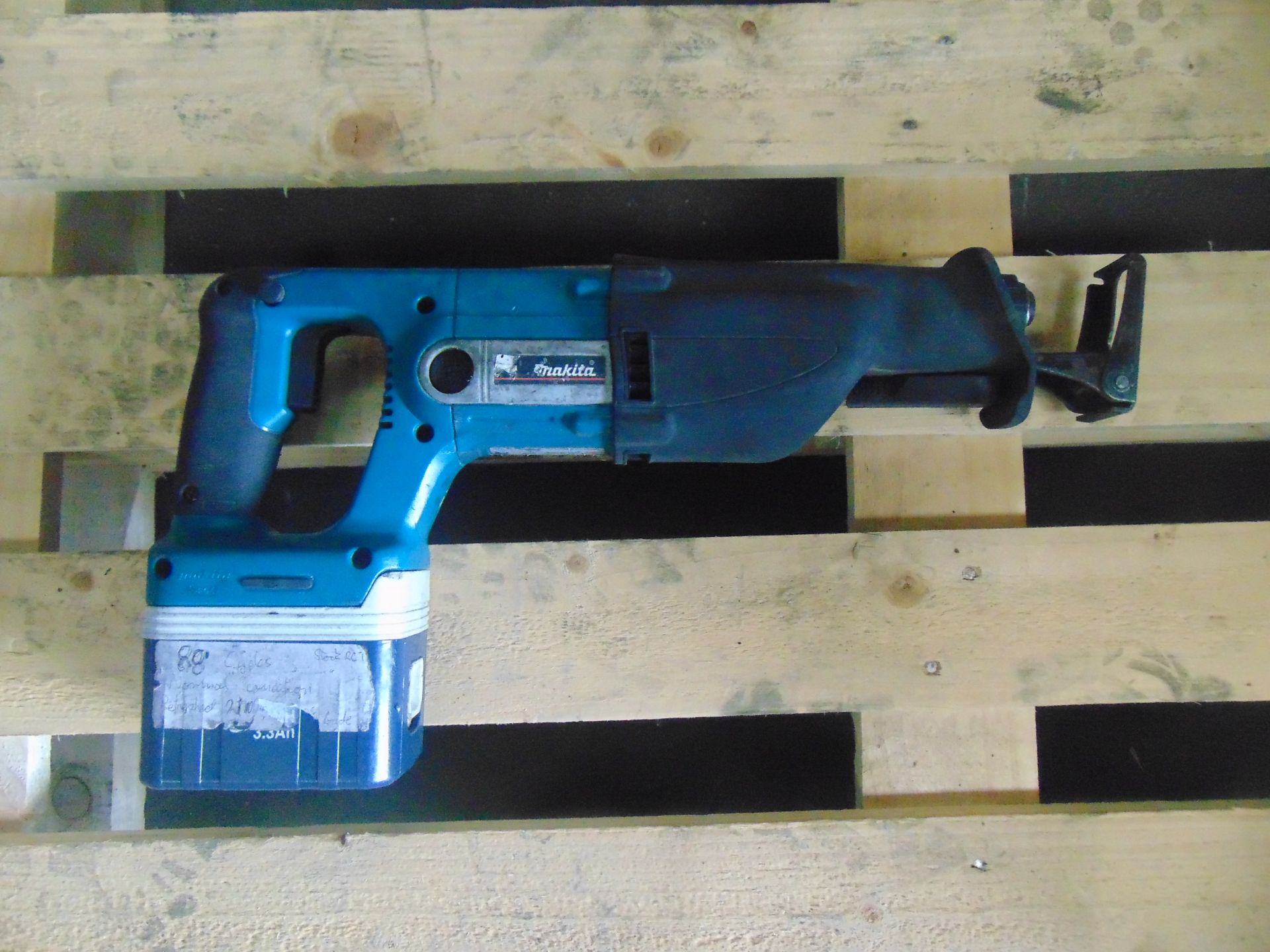 Makita BJR240 Reciprocating Saw with Battery and Charger - Bild 2 aus 8