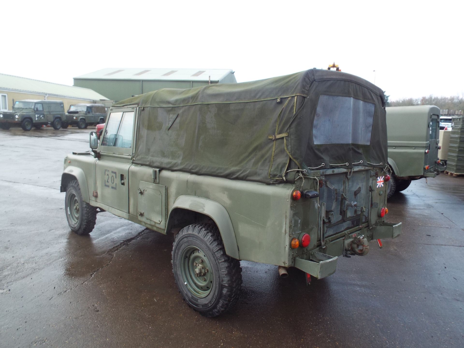 Land Rover Defender 110 Soft Top - R380 Gearbox - Image 5 of 26