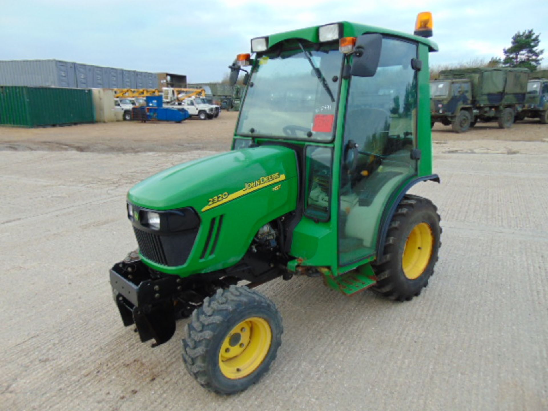 John Deere 2320HST 4WD Tractor - Bild 3 aus 24