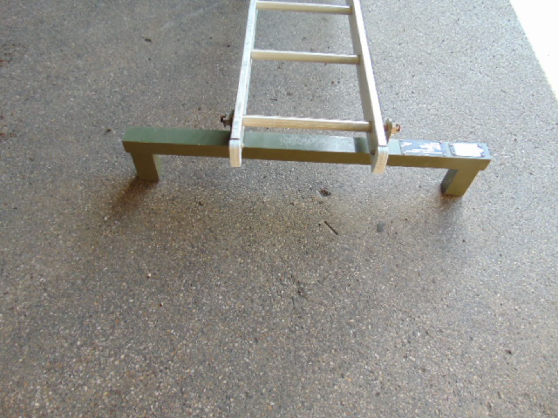 1.8m Aluminium Ladder - Image 4 of 5