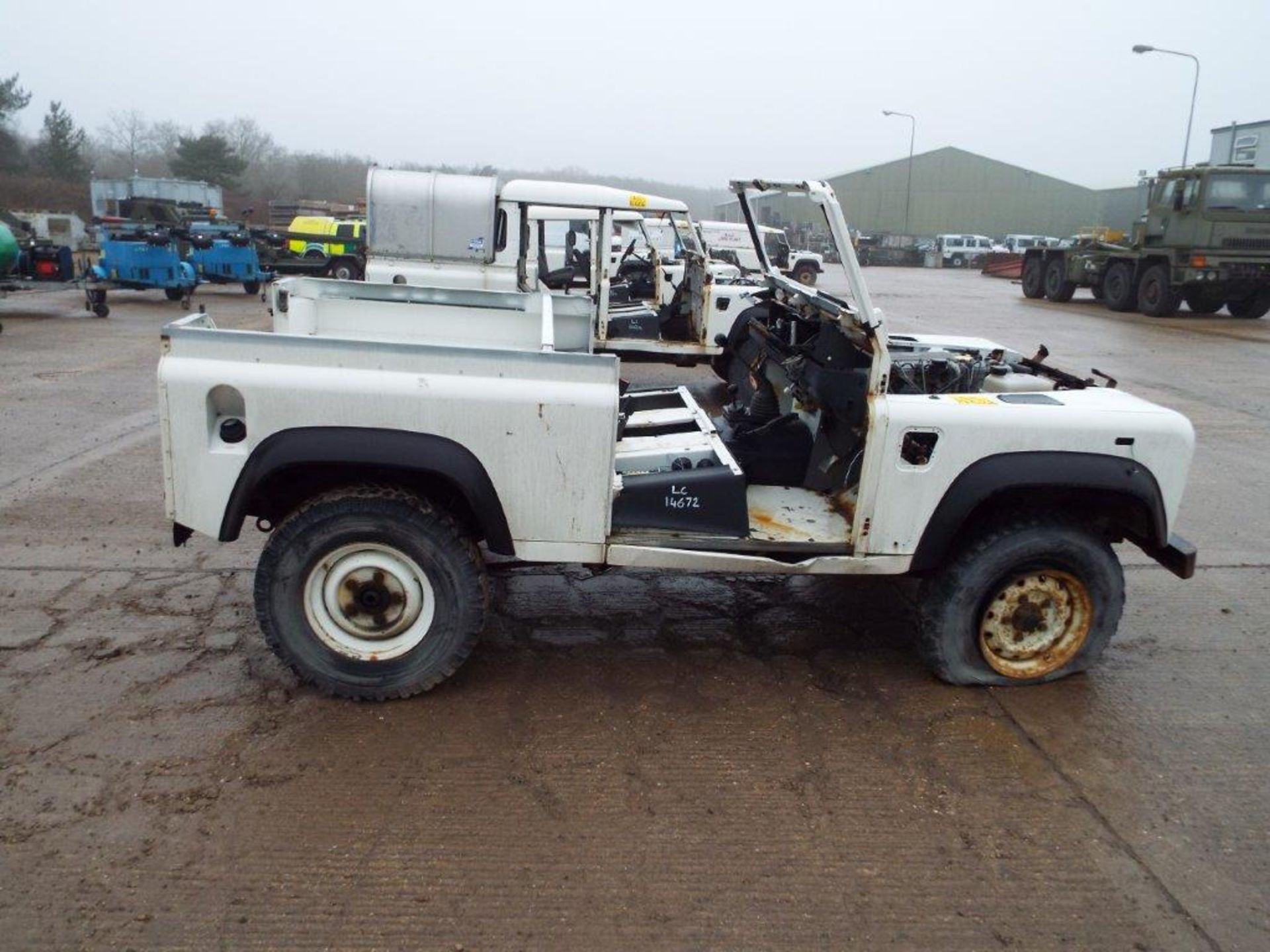Land Rover Defender 90 300Tdi Suitable for Spares or Repairs - Bild 8 aus 17