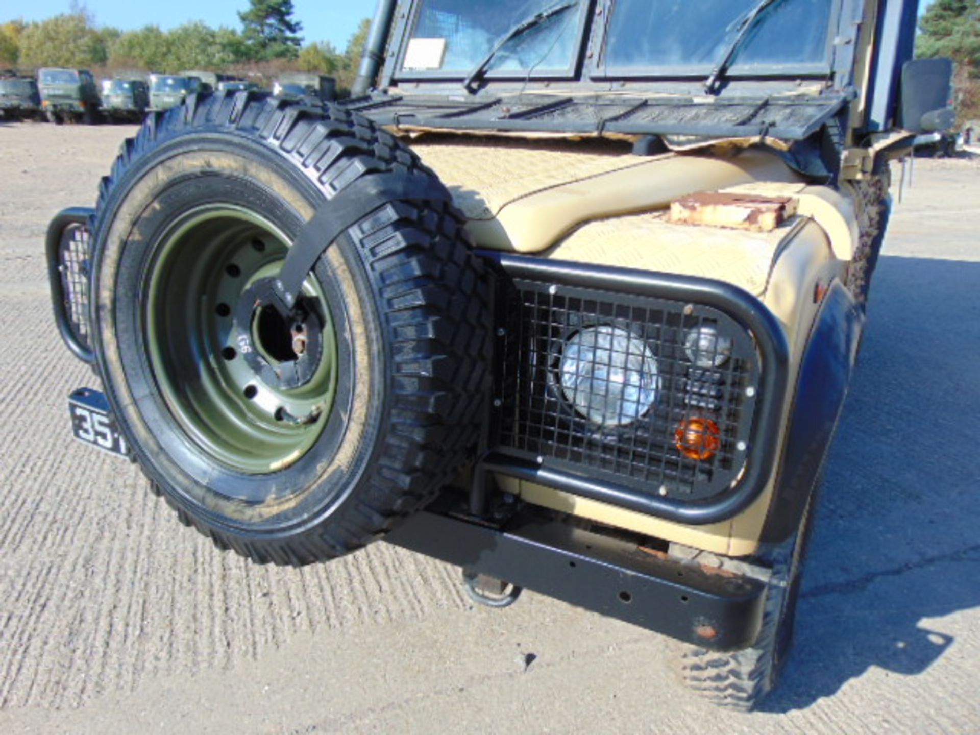 Land Rover 110 300TDi Snatch-2A - Image 11 of 24
