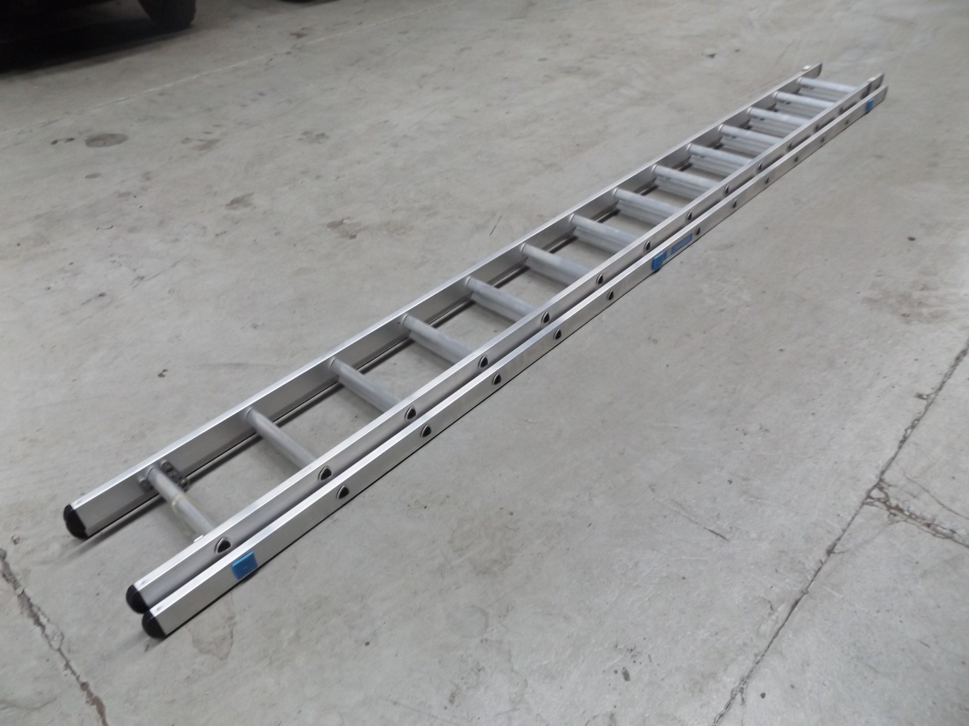 Zarges Z100 2 Section Aluminium Ladder