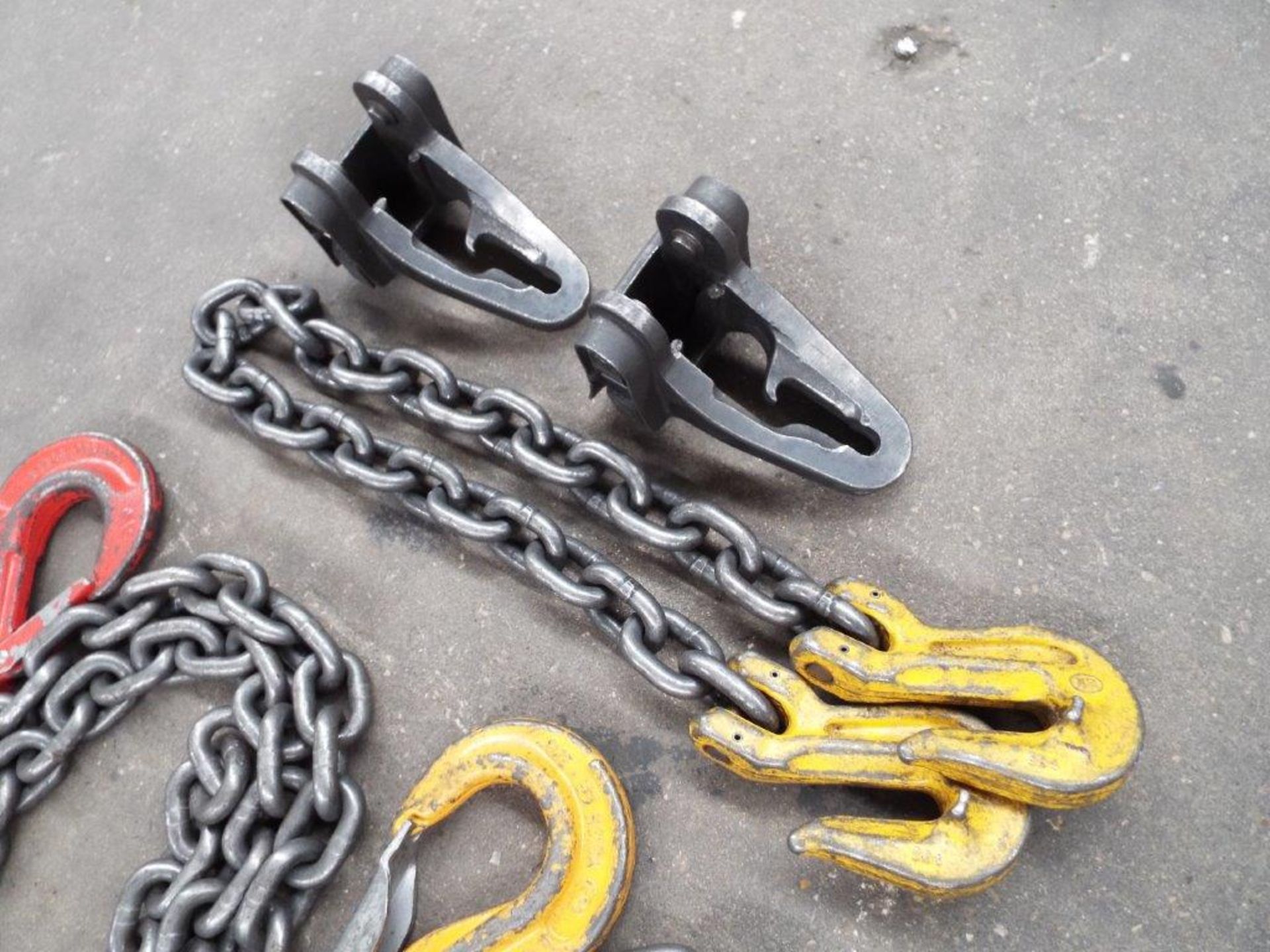 3 x Heavy Duty Chains and 2 x Hook Assys - Image 6 of 9