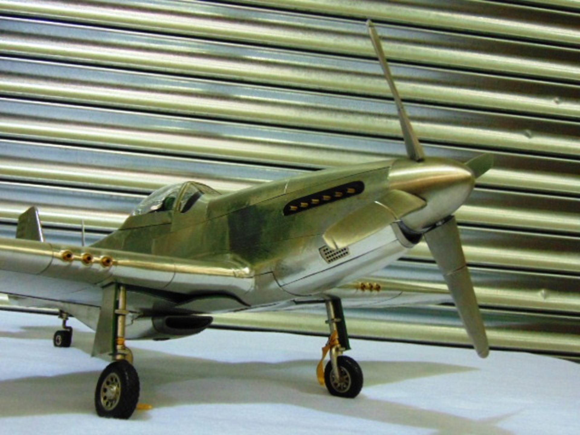 WWII Mustang P-51 Fighter Aluminum Model - Image 8 of 12