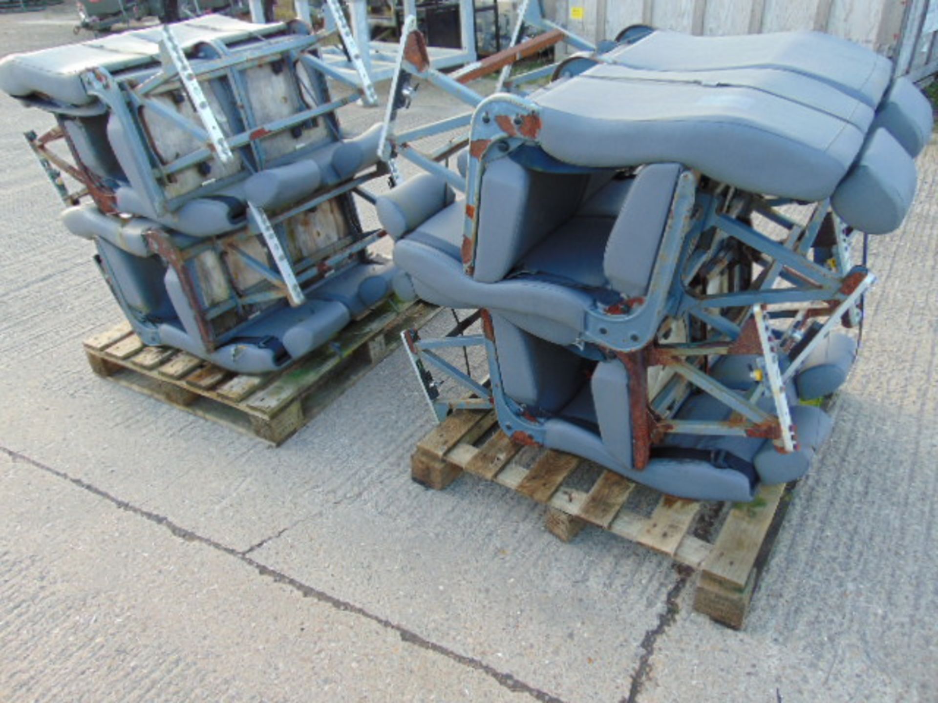 8 x Double Coach Seats - Image 2 of 10