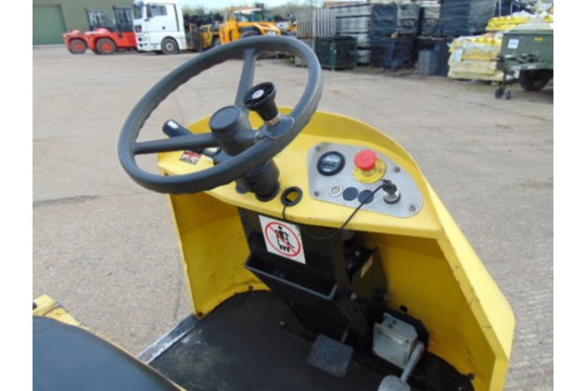 2010 Bradshaw T5 5000Kg Electric Tow Tractor c/w Battery Charger - Image 5 of 11