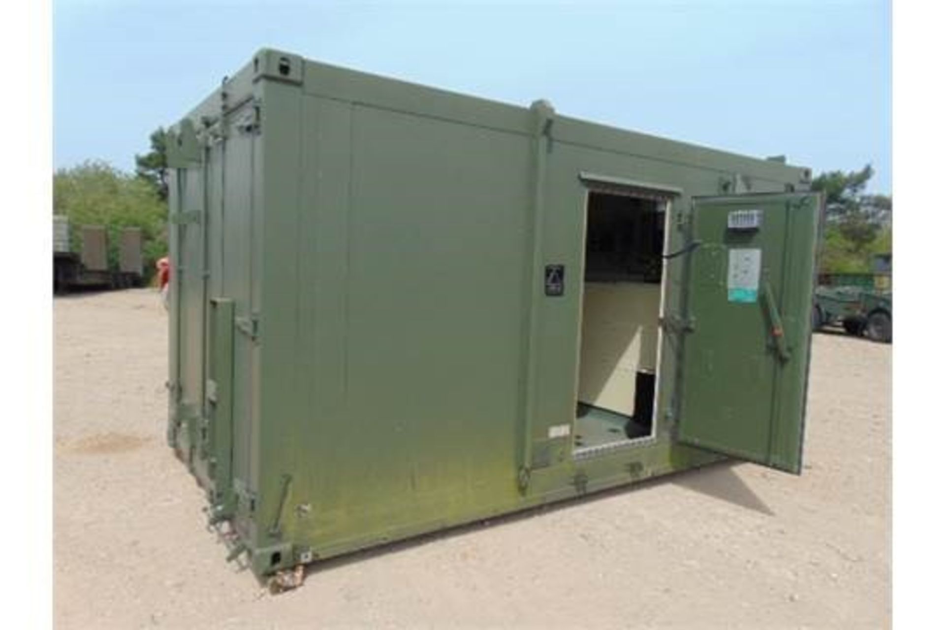 Demountable Workshop/Communications Cabin - Image 2 of 20