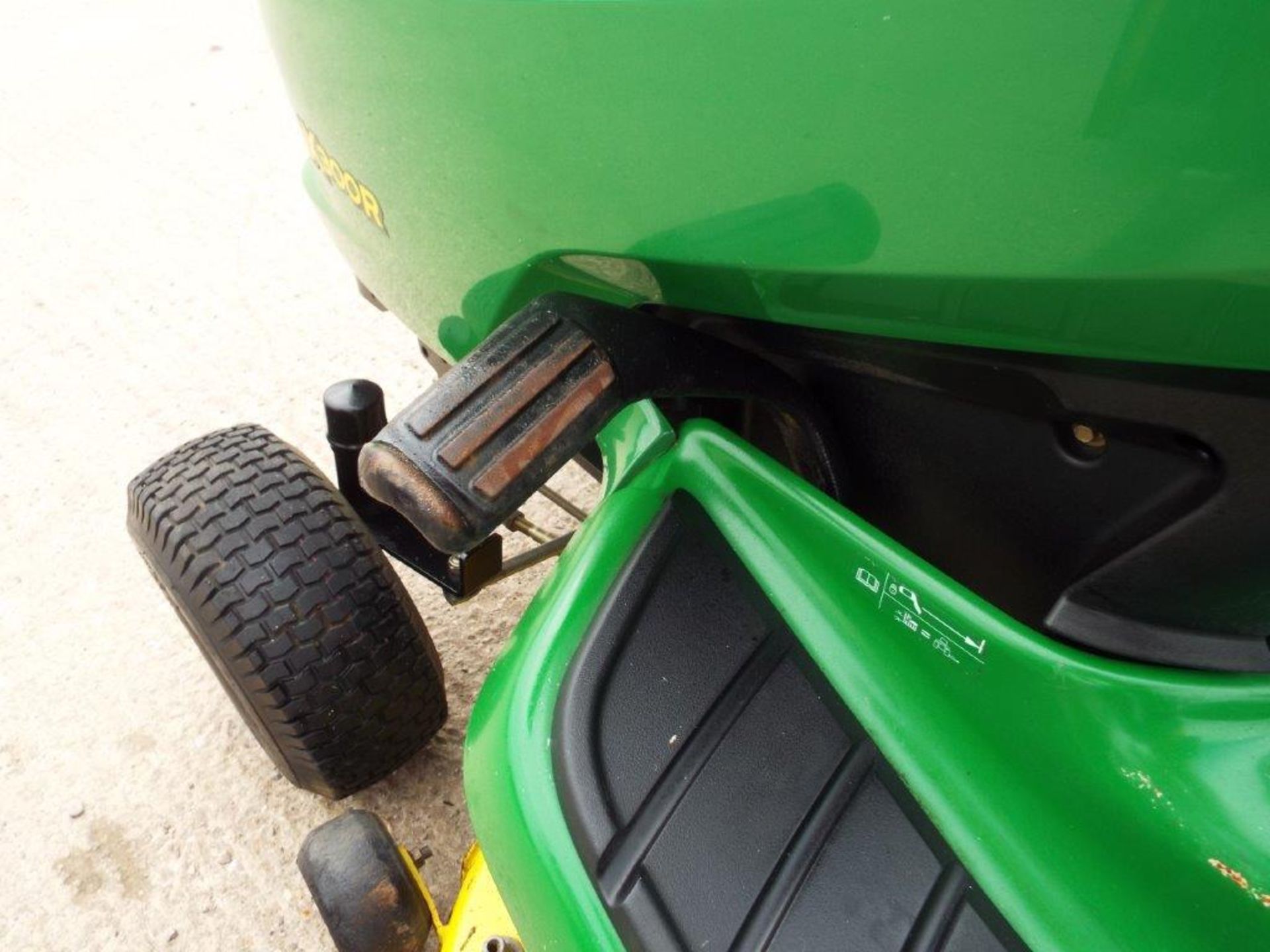 John Deere X300R 18.5-hp V-twin Lawn Tractor with 42" Deck - Image 13 of 20