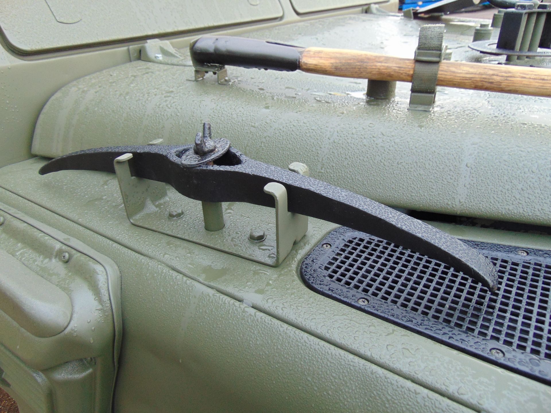 Land Rover Wolf 90 Hard Top Left Hand Drive C/W Pioneer Tool Kit - Image 14 of 25