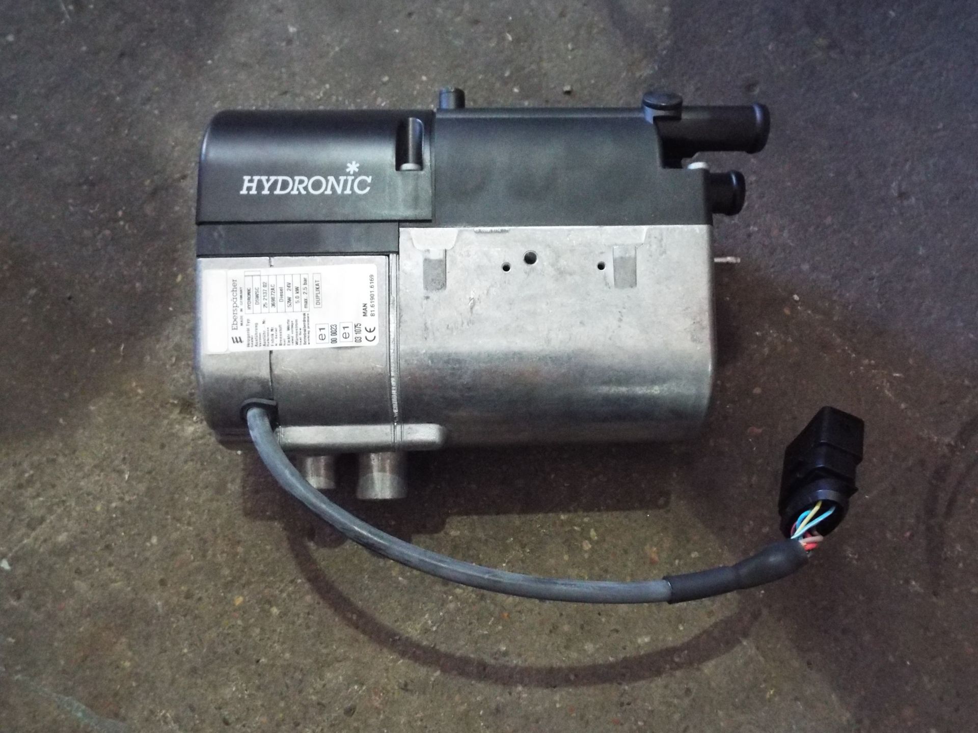 Eberspacher Hydronic D5WSC 24V Heater Unit - Bild 2 aus 7