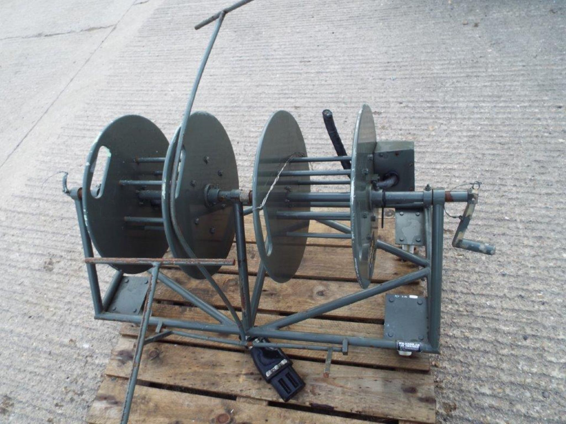 3 x Heavy Duty Double Cable Reels - Image 4 of 9