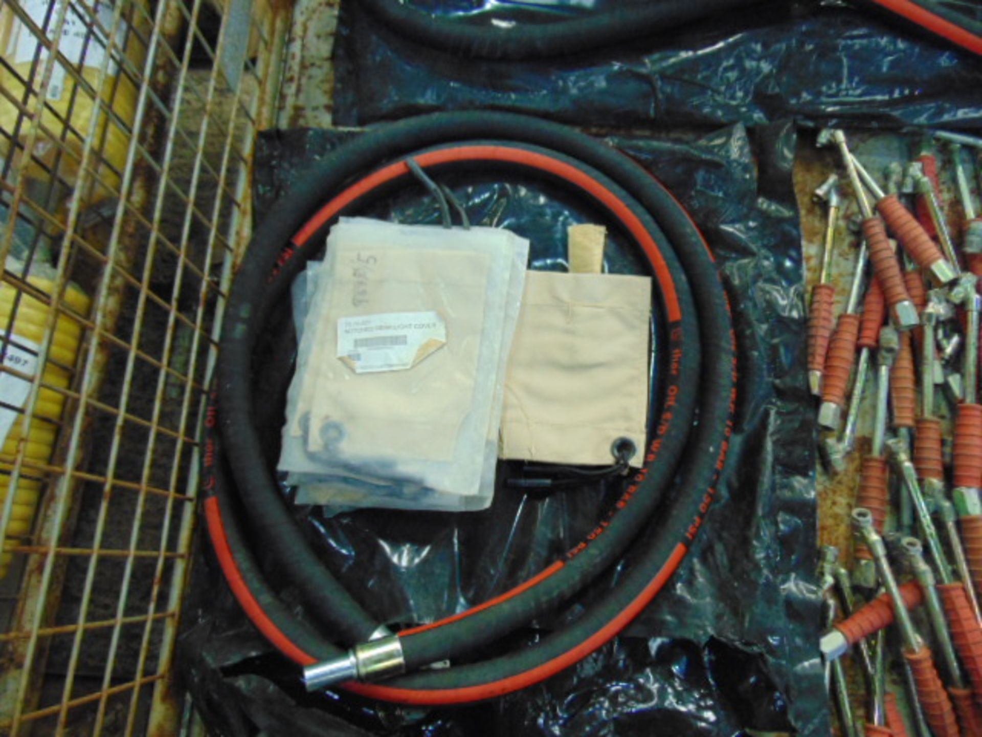 Mixed Stillage of Mixed hoses,Tyre inflaters,connectors etc - Image 2 of 6