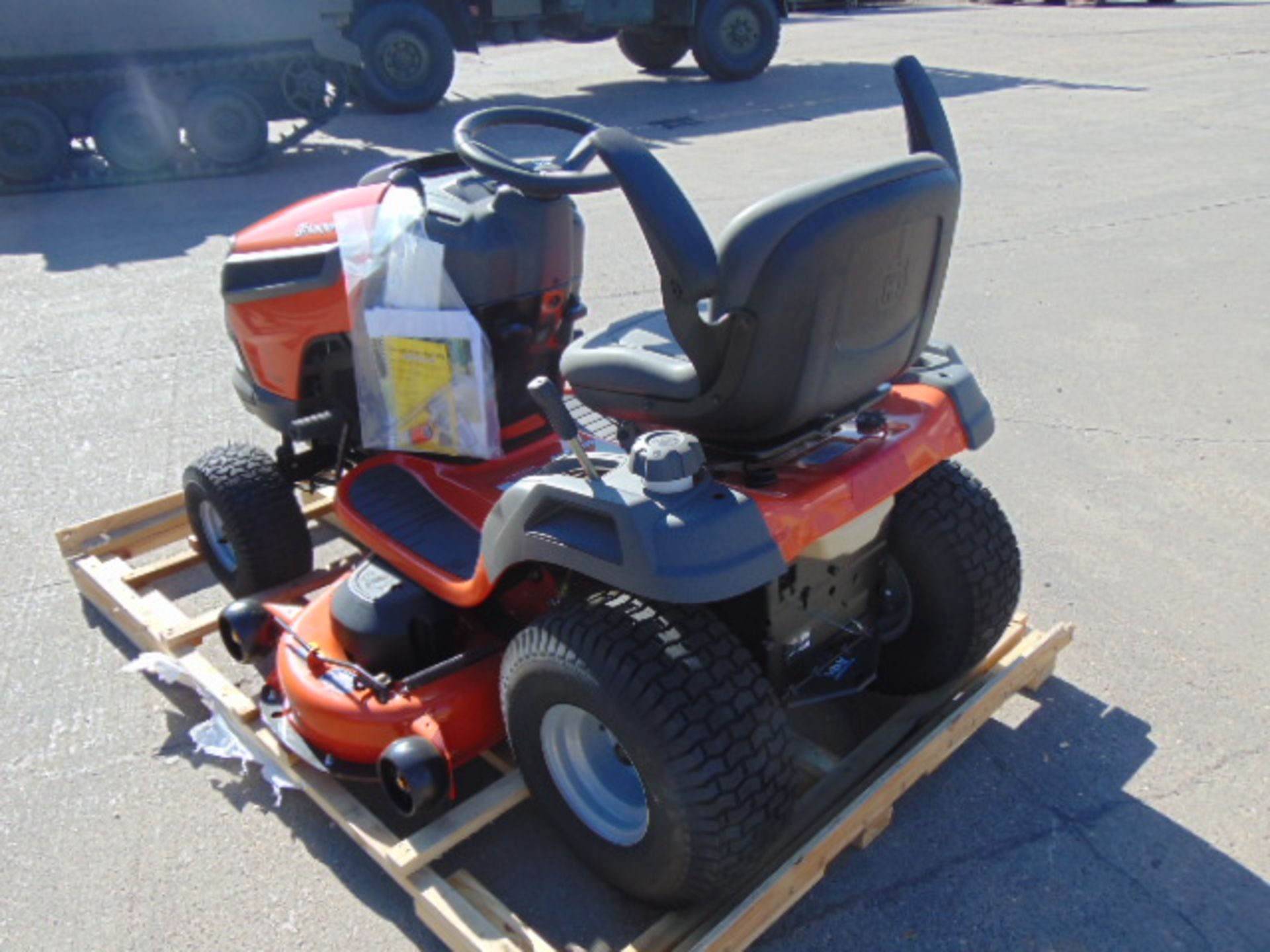 New Unused Husqvarna YTA24V48 24-HP V-twin Automatic 48-in Ride On Lawn Tractor - Image 5 of 24