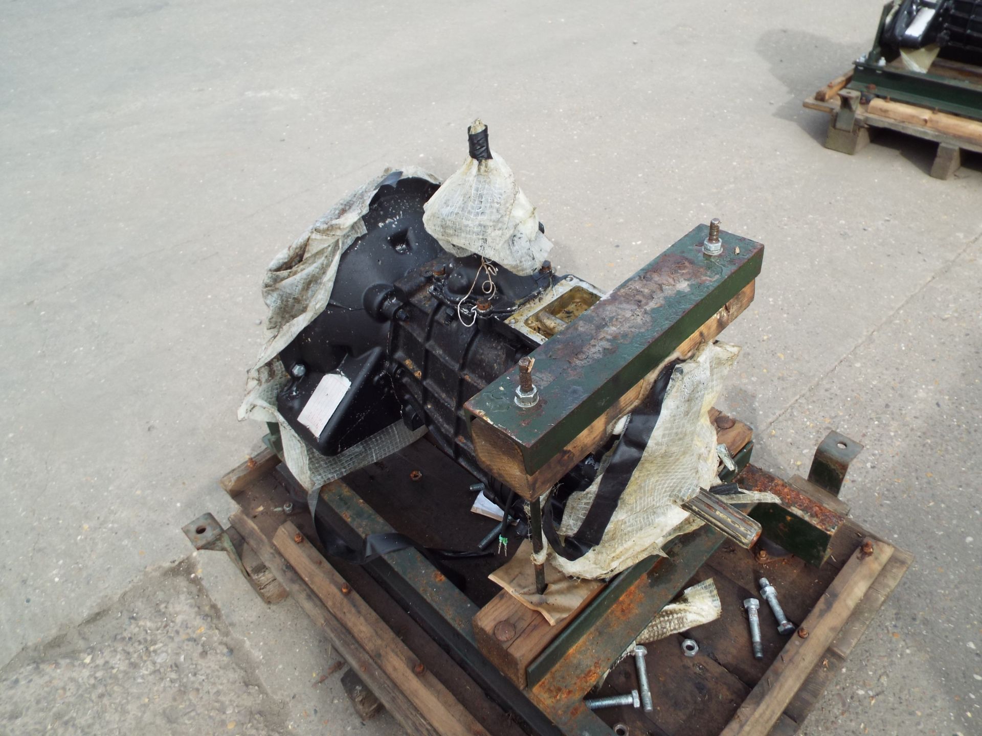 A1 Reconditioned Land Rover R380 Gearbox - Bild 2 aus 6