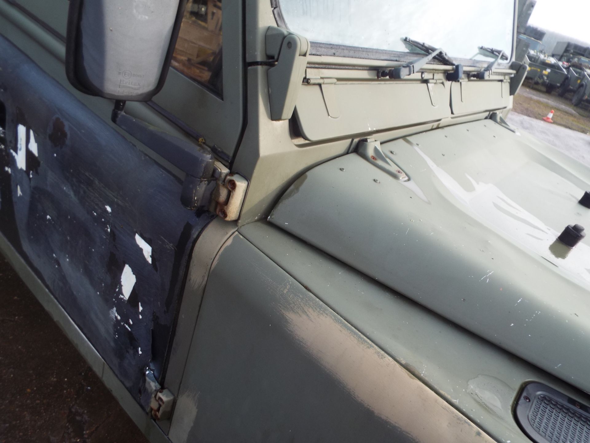 Land Rover Defender 110 Hard Top - R380 Gearbox - Image 9 of 23