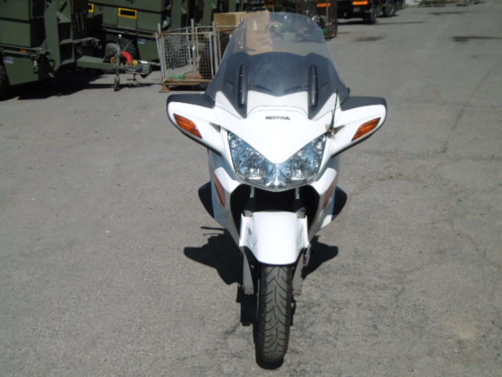 2005 Honda ST1300A Pan European Motorbike - Image 2 of 14