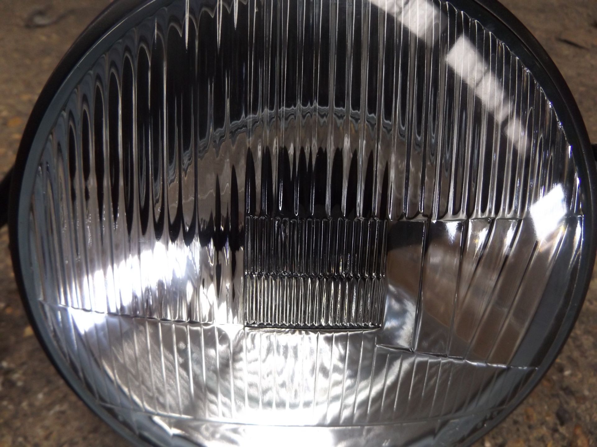 6 x Bedford Headlights P/No C9809 - Image 4 of 8