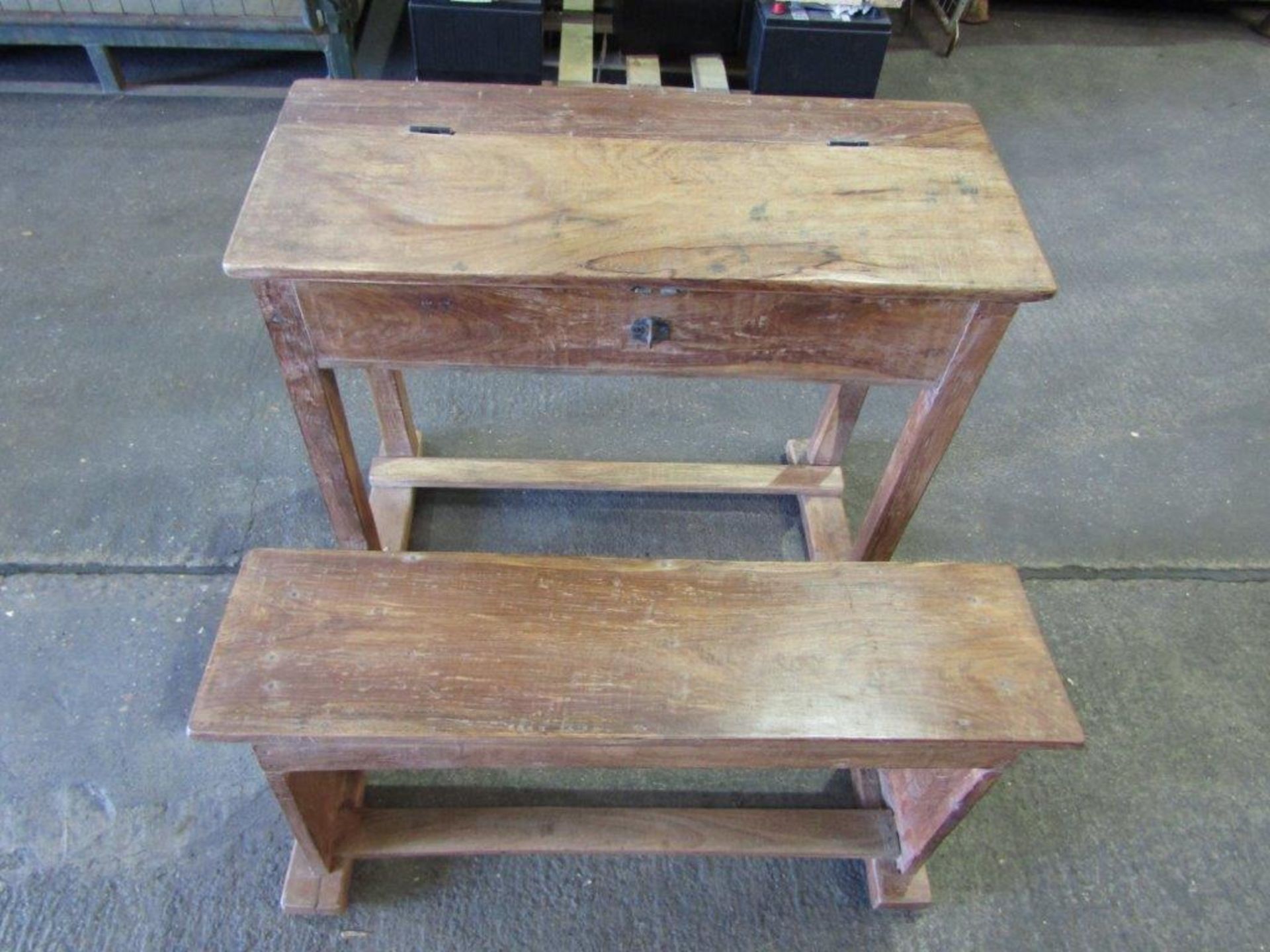 Vintage Upcycled School Desk - Bild 2 aus 8