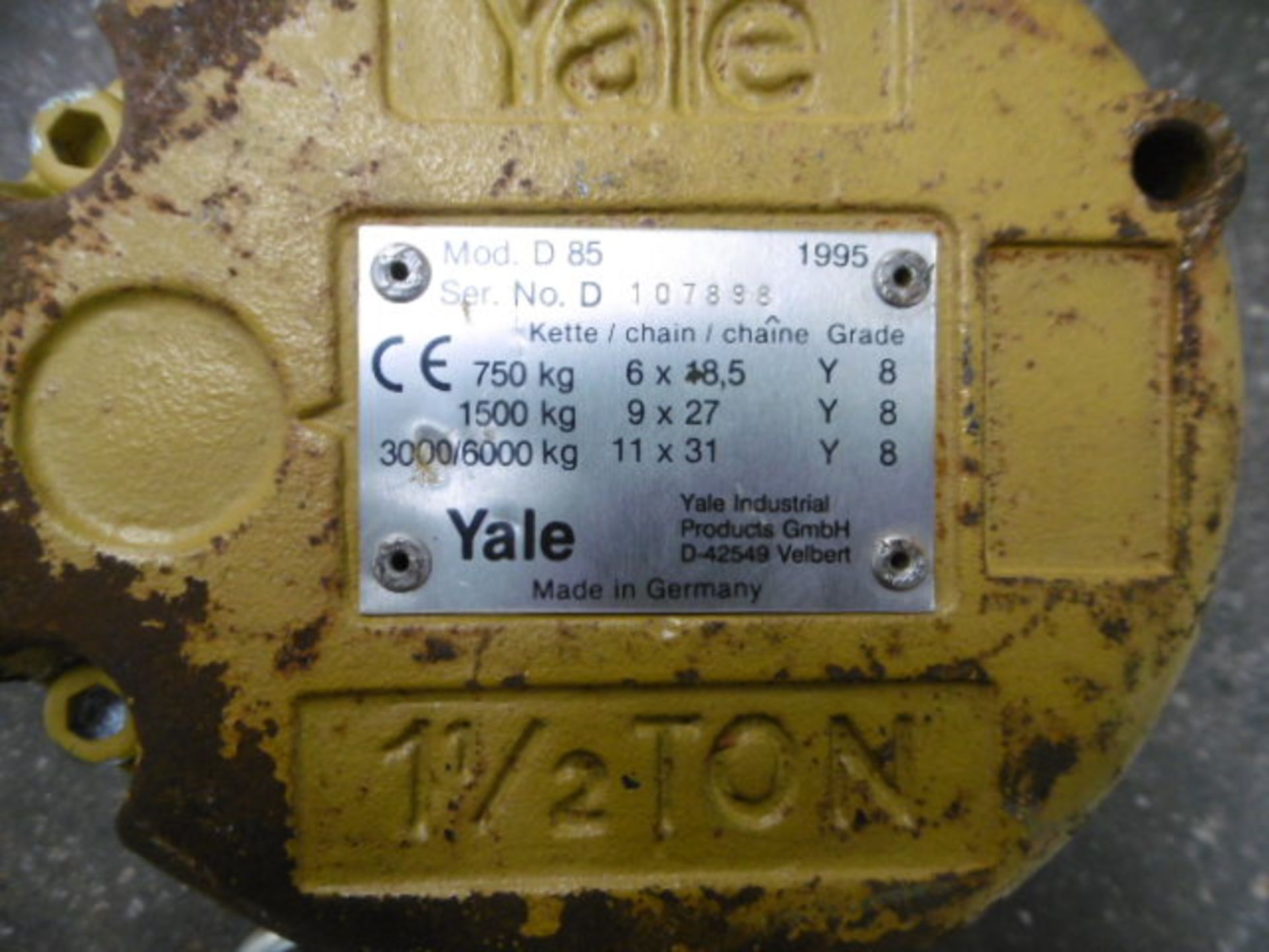 Yale 1.5 Ton Lever Block Chain Hoist - Image 5 of 5