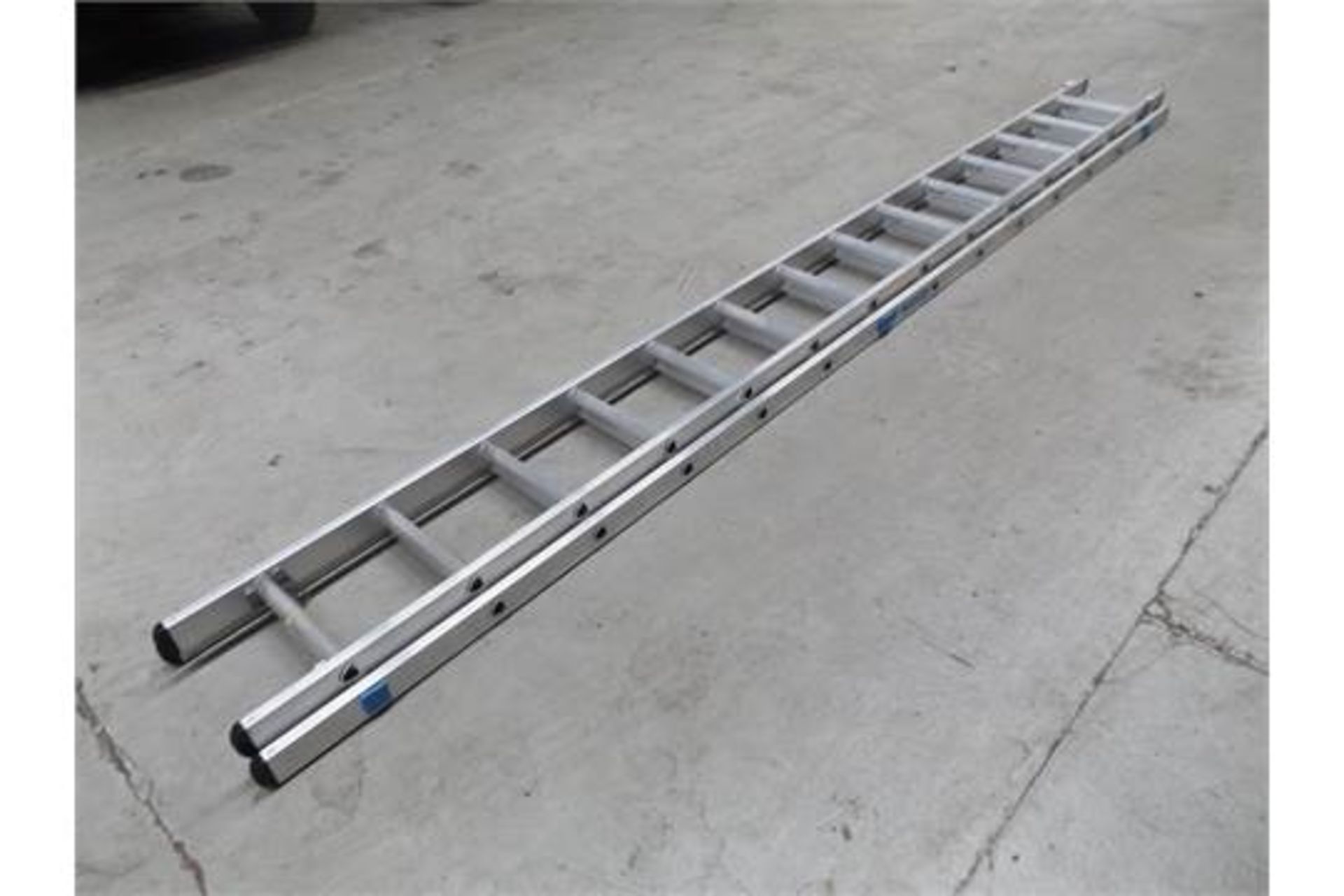 Zarges Z100 2 Section Aluminium Ladder