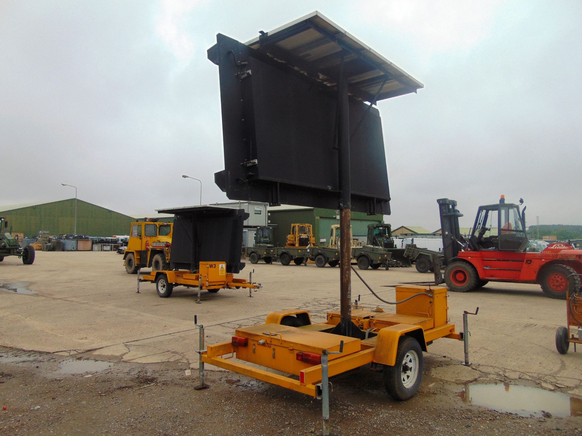 American Signal Co. Single Axle Trailer Mounted Solar Message Board - Image 2 of 24