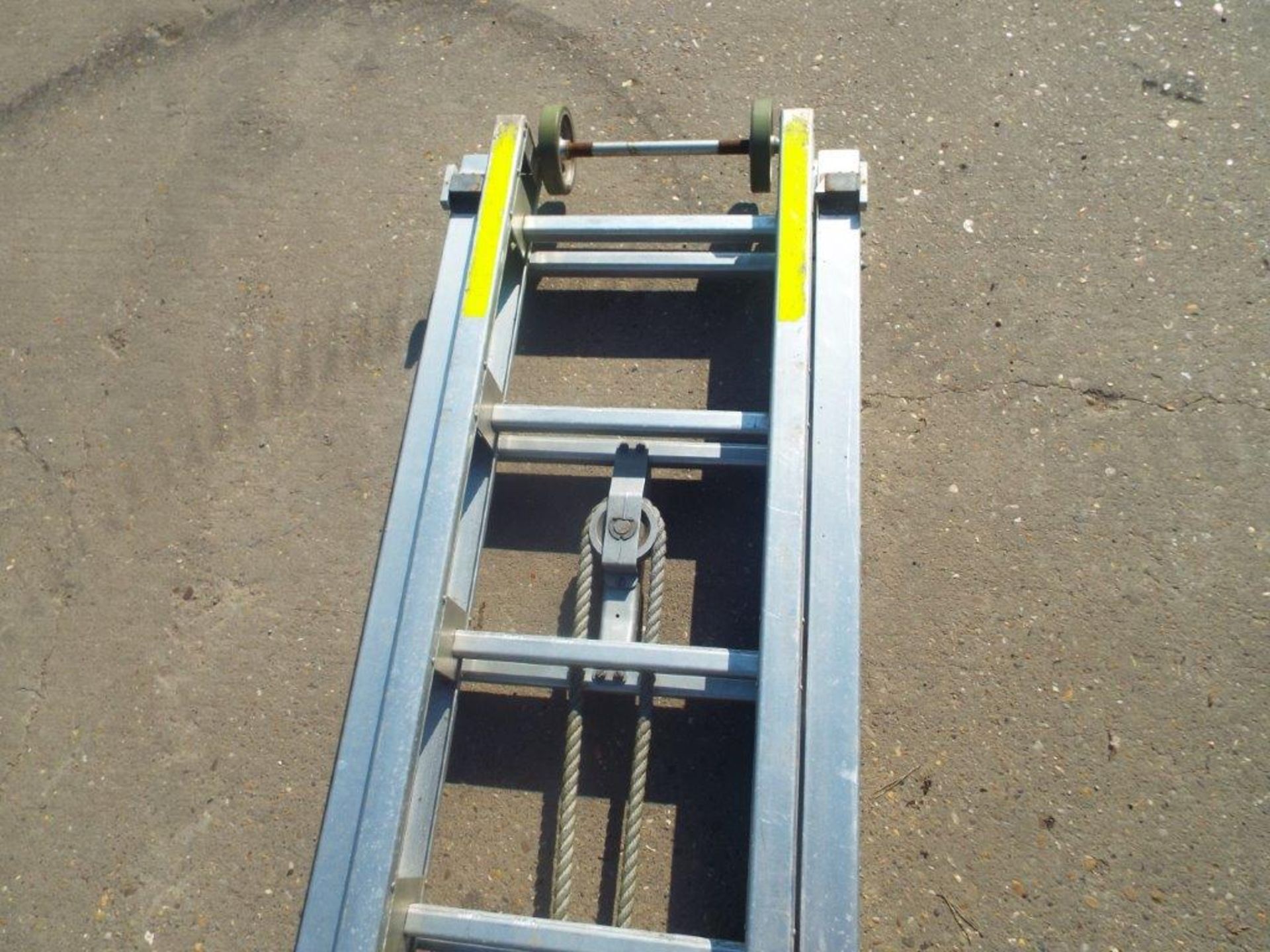 AS Fire and Rescue 35ft 2 Section Aluminium Ladder - Image 4 of 6