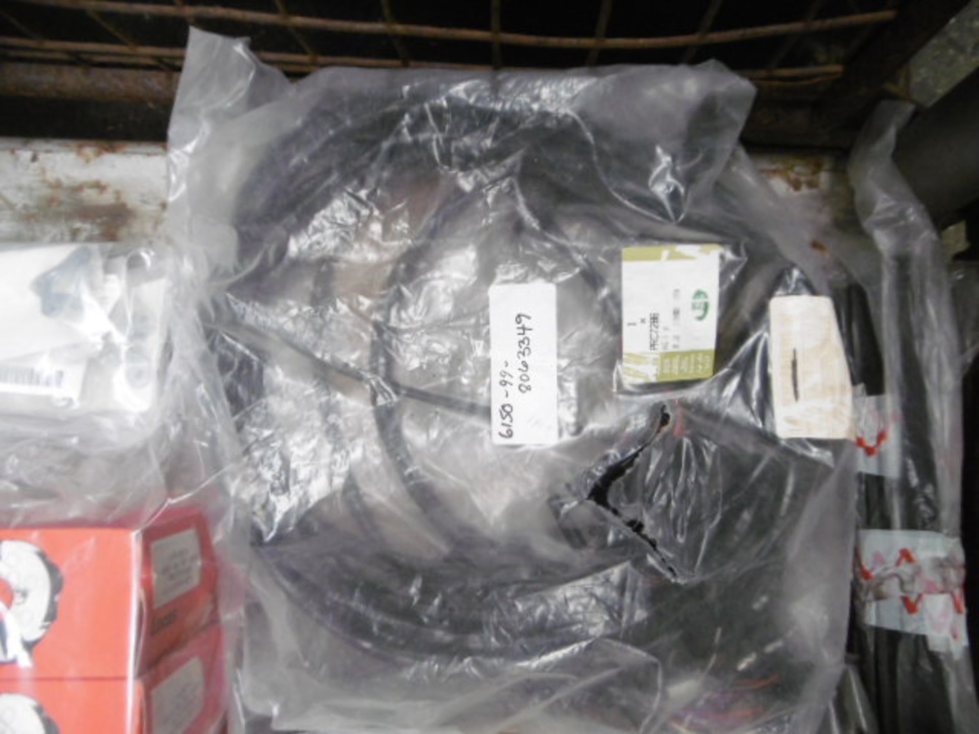 Mixed Stillage of Land Rover Parts - Image 4 of 11