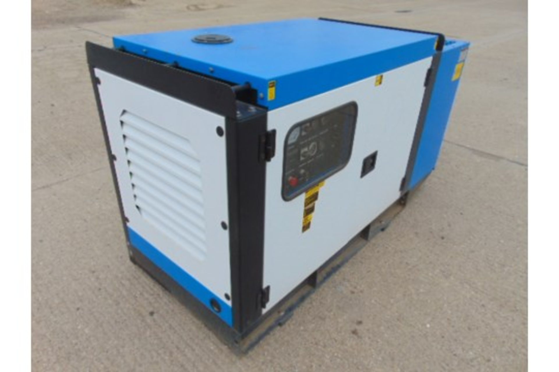 UNISSUED WITH TEST HOURS ONLY 70 KVA 3 Phase Silent Diesel Generator Set - Image 8 of 17