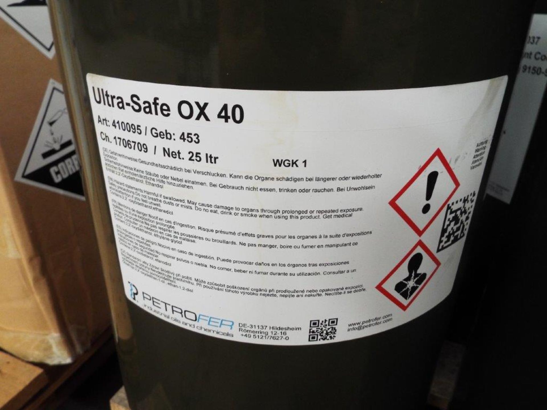 12 x Unissued 25L Drums of OX-40 Ultra Safe Marine Hydraulic Oil - Image 2 of 3