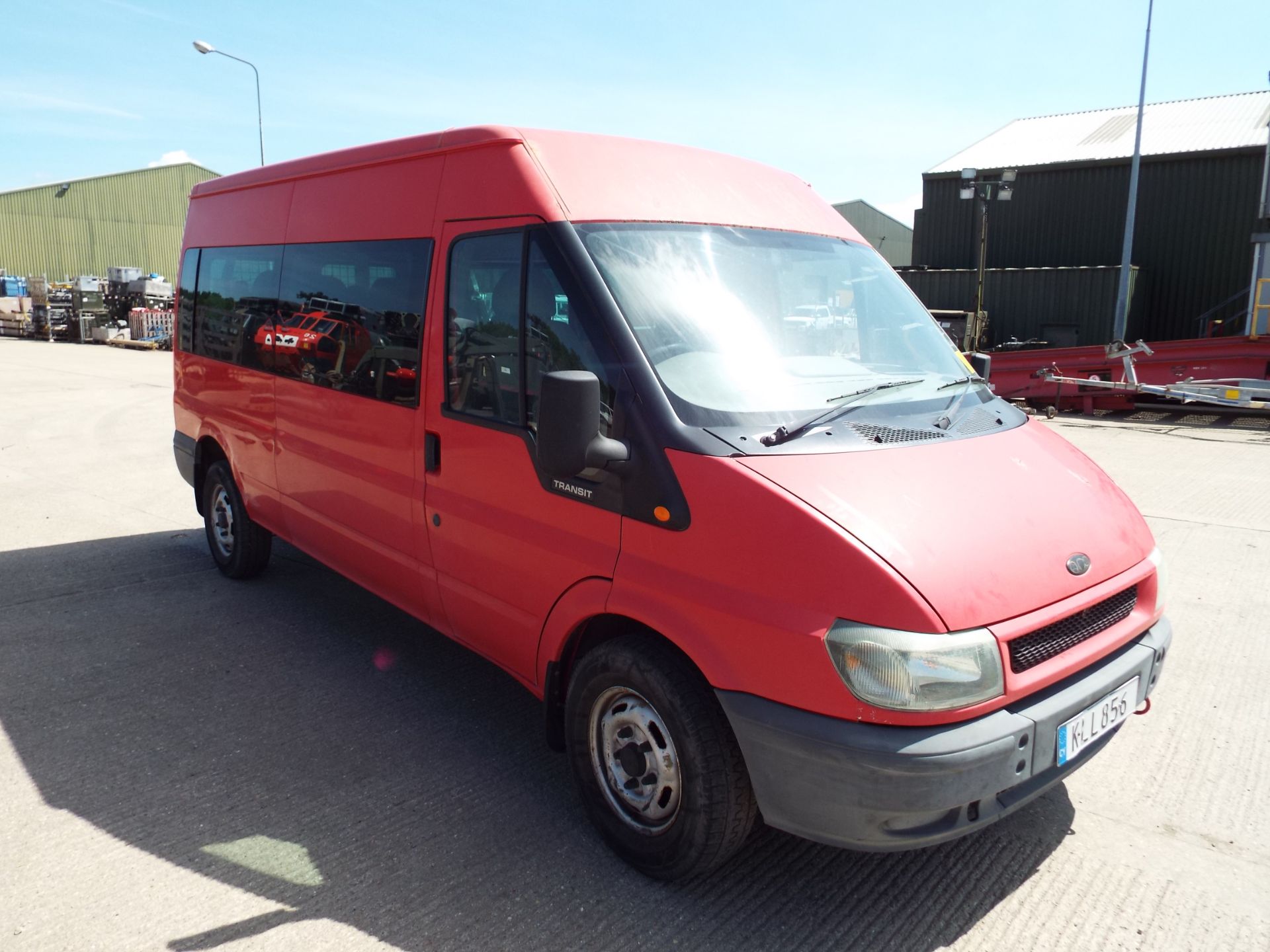 Ford Transit 9 Seat Minibus - Bild 3 aus 18