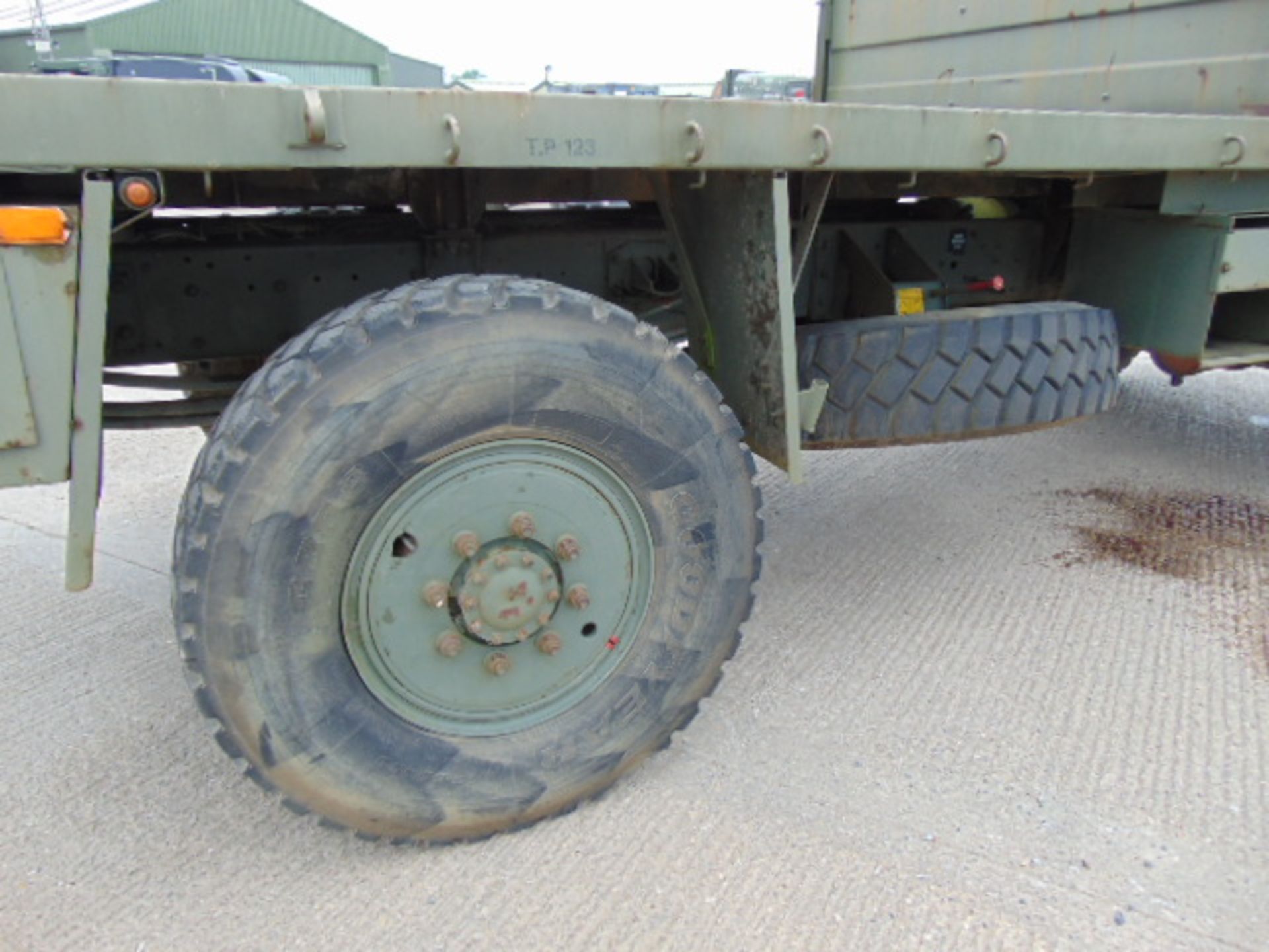 Leyland DAF 4X4 Truck complete with Atlas Crane - Image 6 of 17