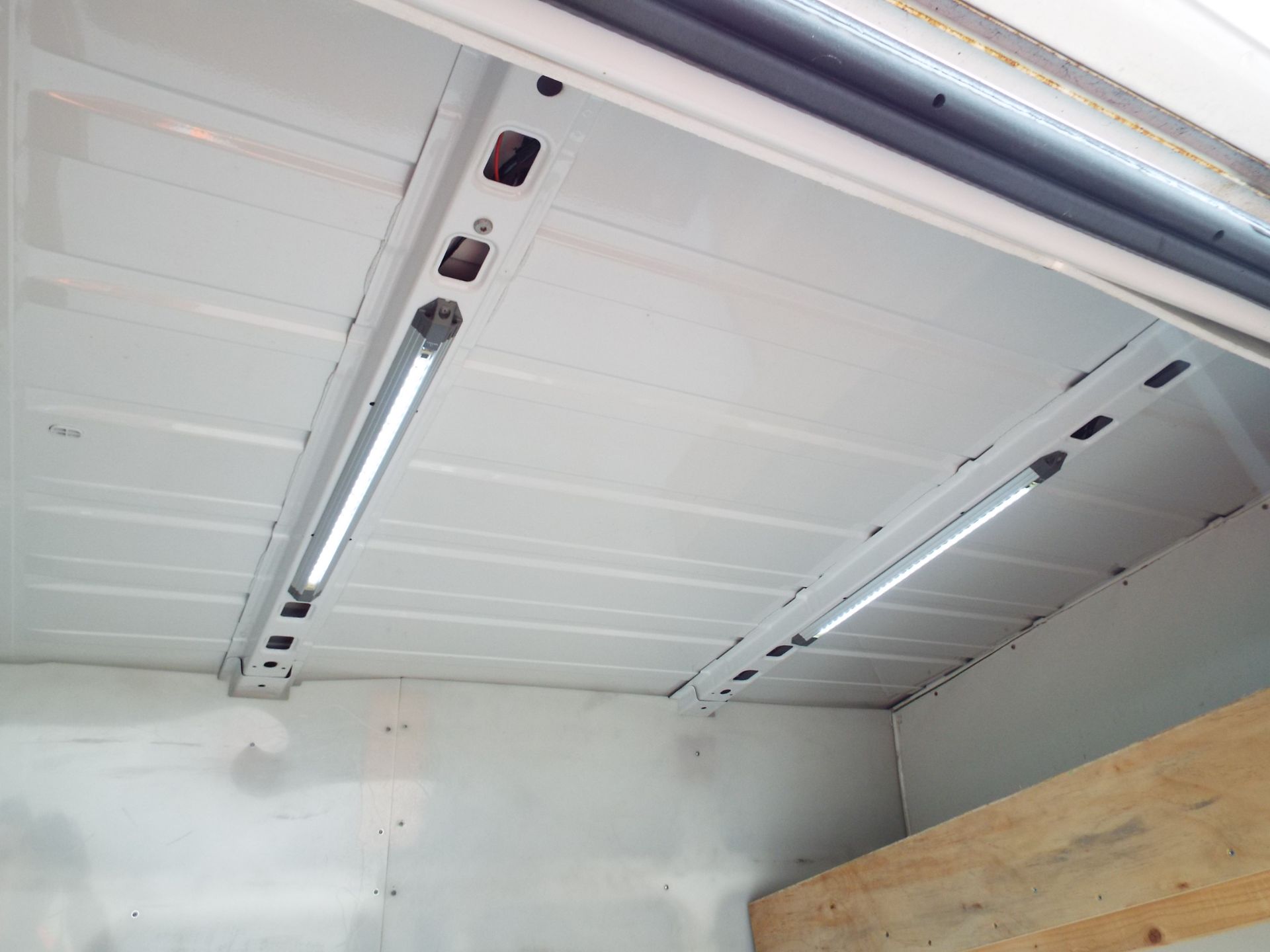 Ford Transit 110 T330 High Roof Panel Van - Image 15 of 22