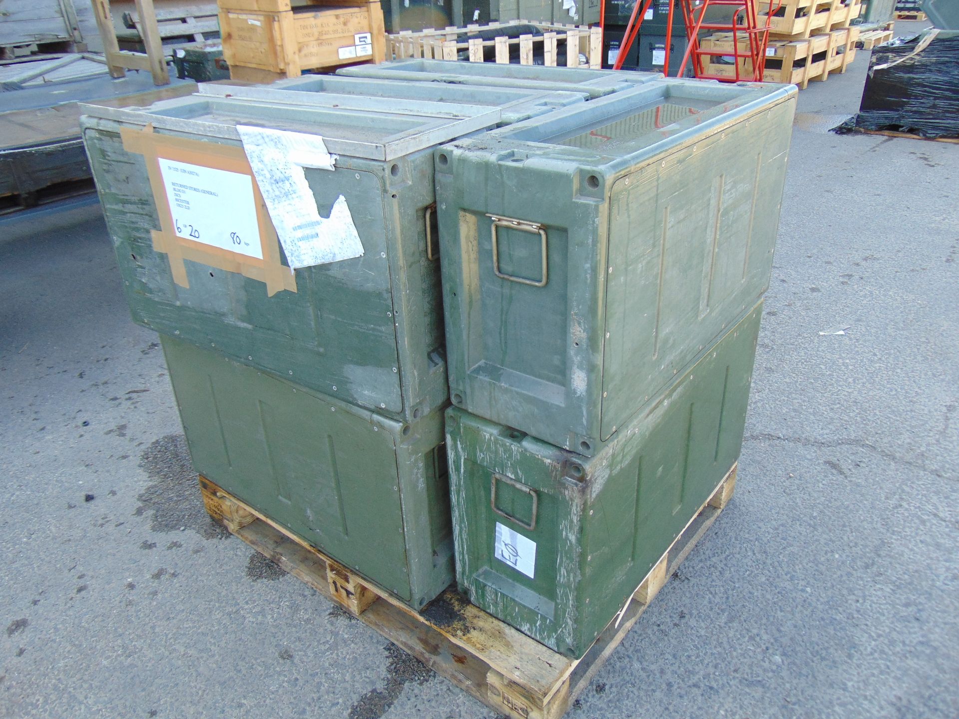 8 x Heavy Duty Interconnecting Storage Boxes - Image 2 of 7