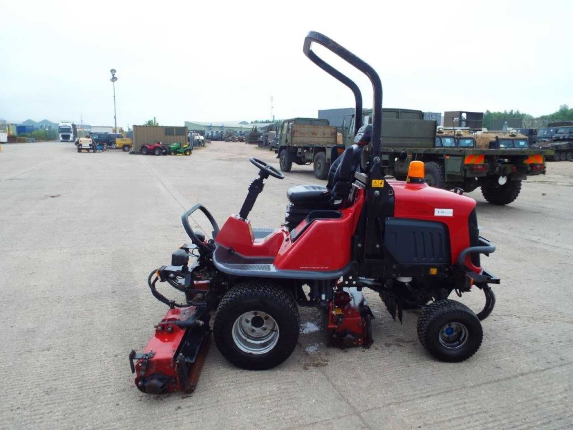 Toro LT340 4WD Triple Gang Ride on Mower - Bild 4 aus 27