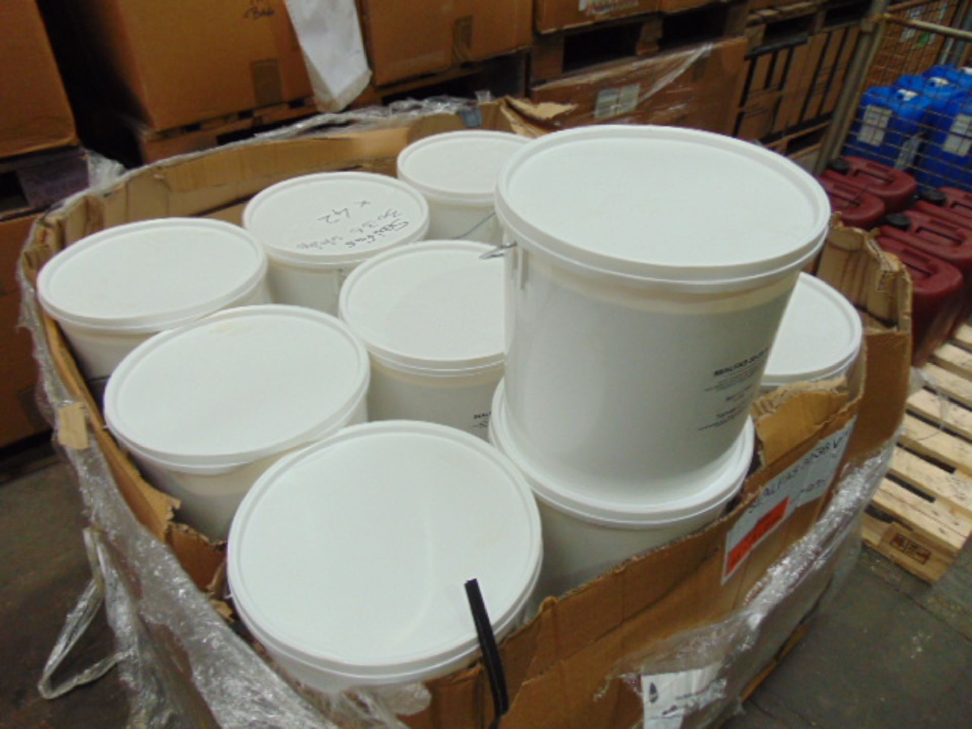 42 x Unissued 10L Tubs of Sealfas 30-36 Coating - Image 2 of 3