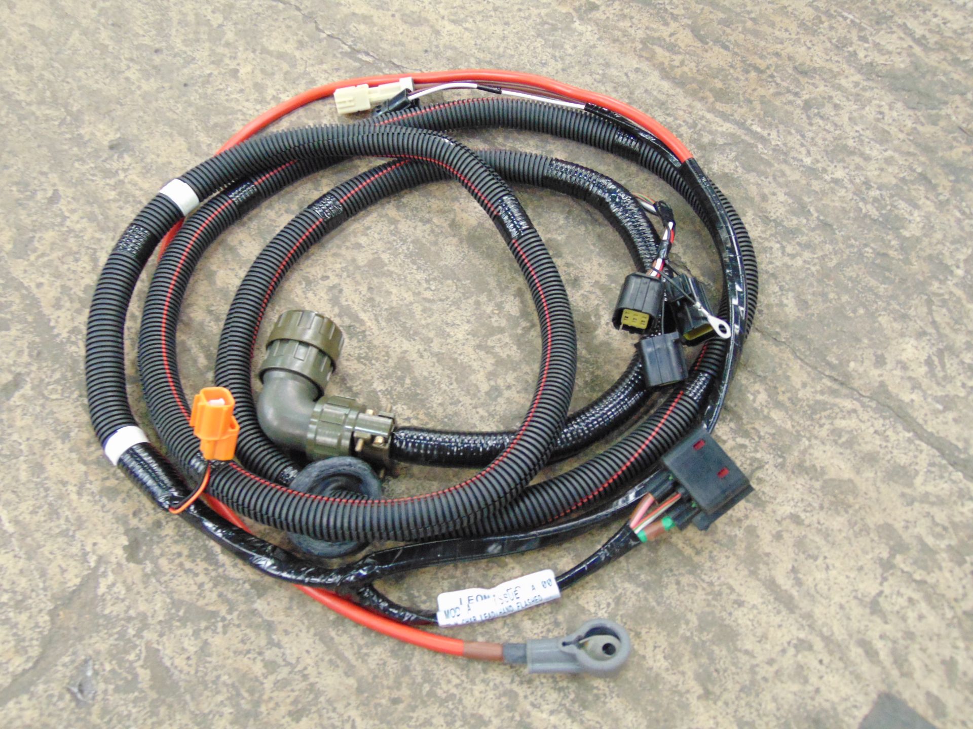 Land Rover Branched Wiring Harnesses P/No YMN102200 - Image 2 of 9