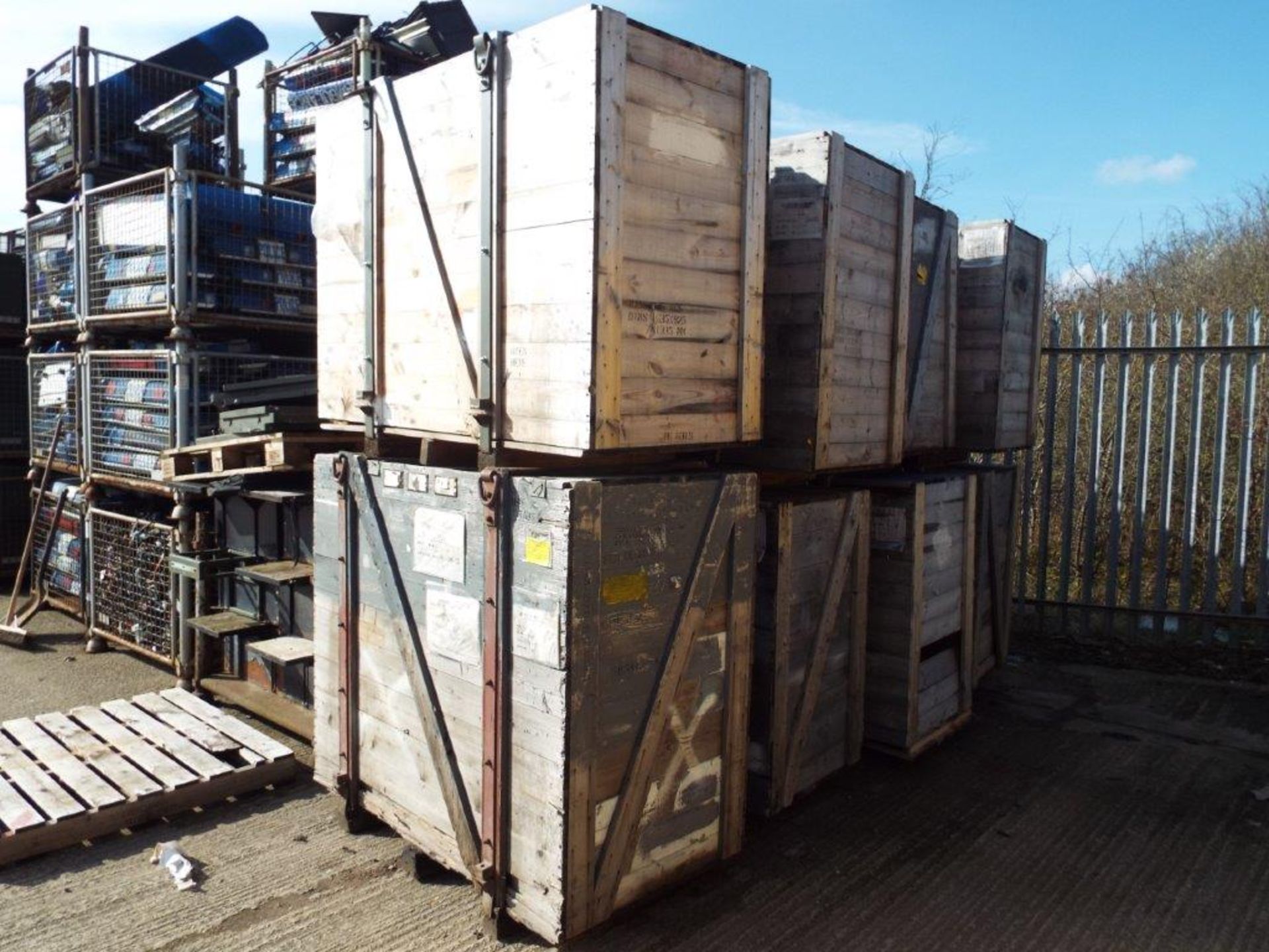 8 x Heavy Duty Engine Crates